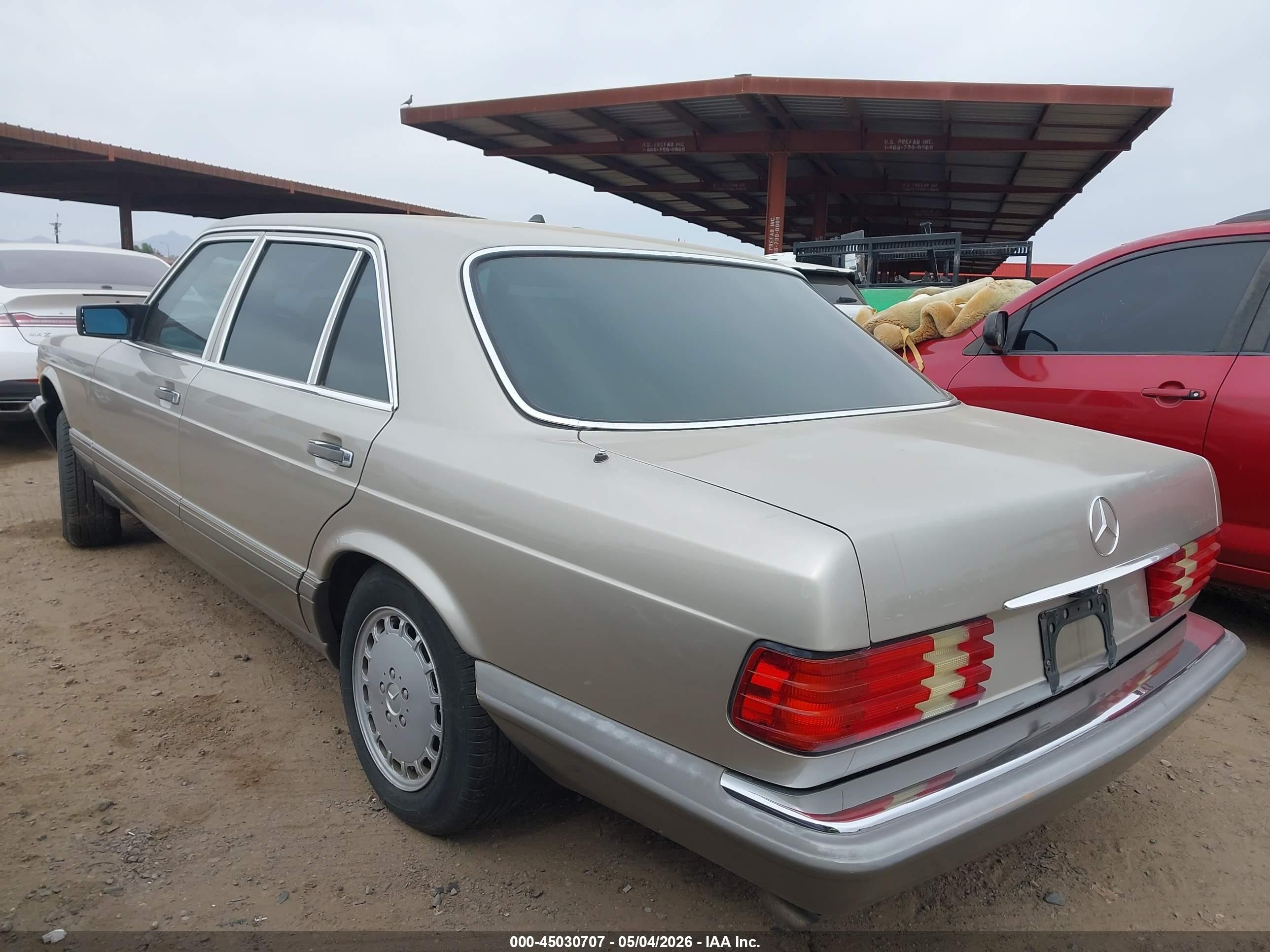 1987 Mercedes-benz 300 Sdl Золотой vin: WDBCB25D4HA298183