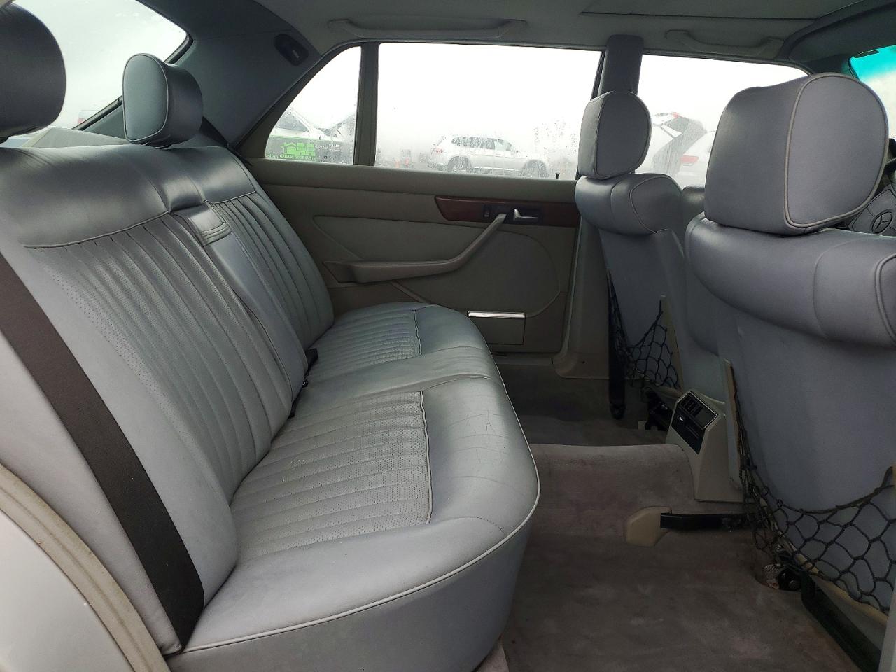 1987 Mercedes-benz 300 Sdl Silver vin: WDBCB25D4HA333207