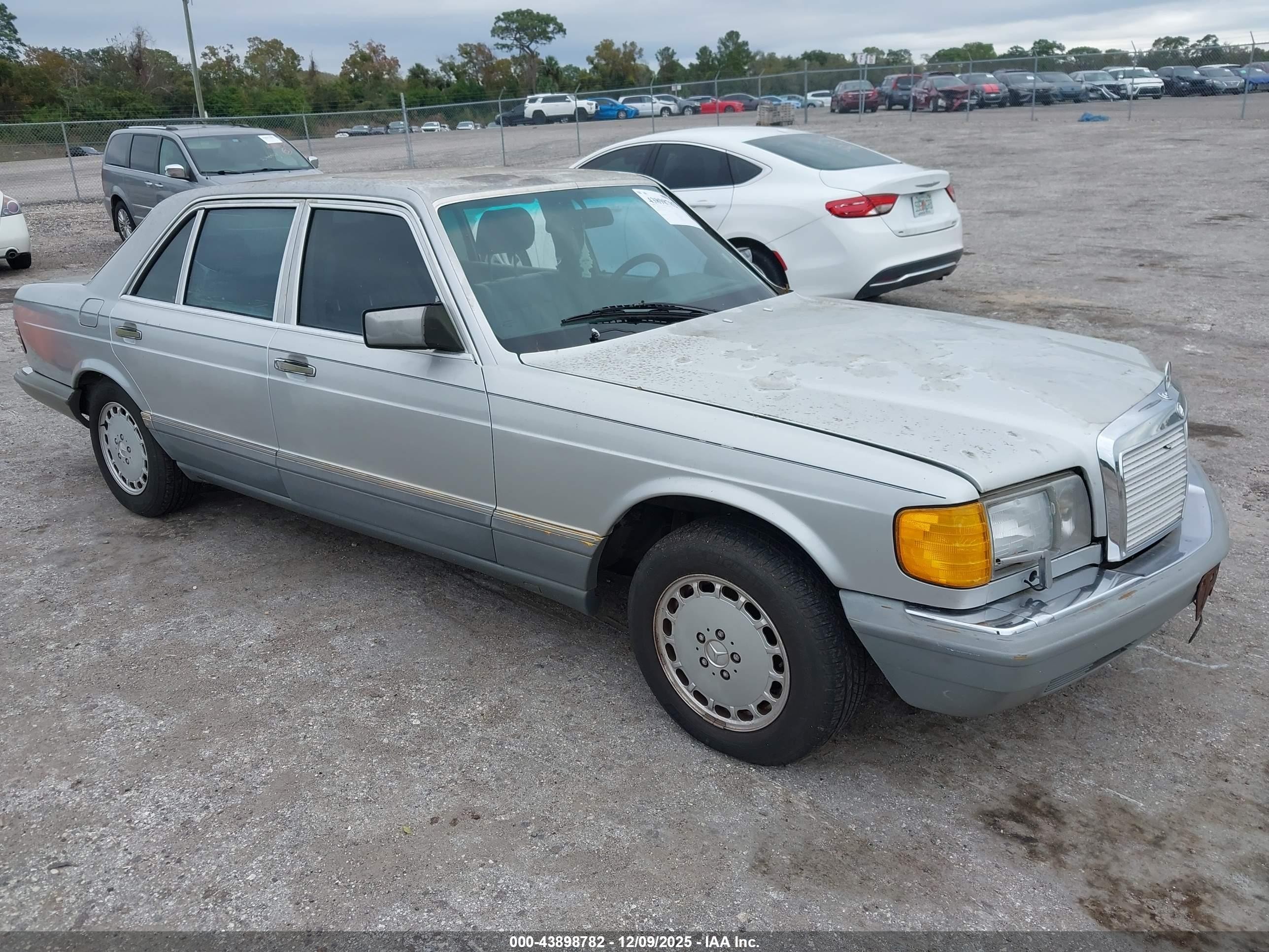 1986 Mercedes-benz 300 Sdl Silver vin: WDBCB25D6GA242275