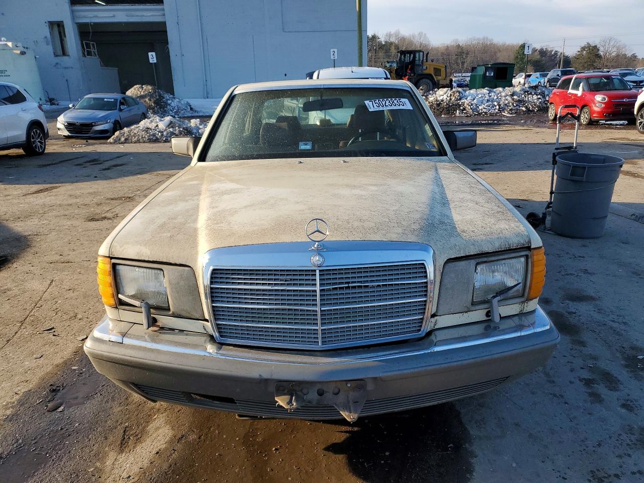 1986 Mercedes-benz 300 Sdl Кремовый vin: WDBCB25D6GA272456