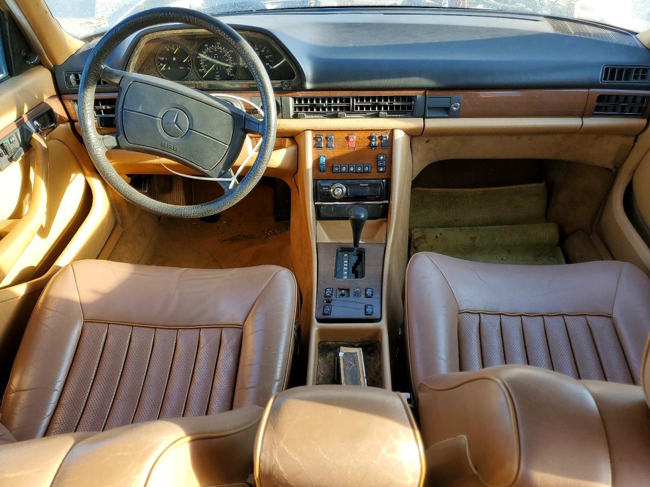 1986 Mercedes-benz 300 Sdl Кремовый vin: WDBCB25D6GA272456