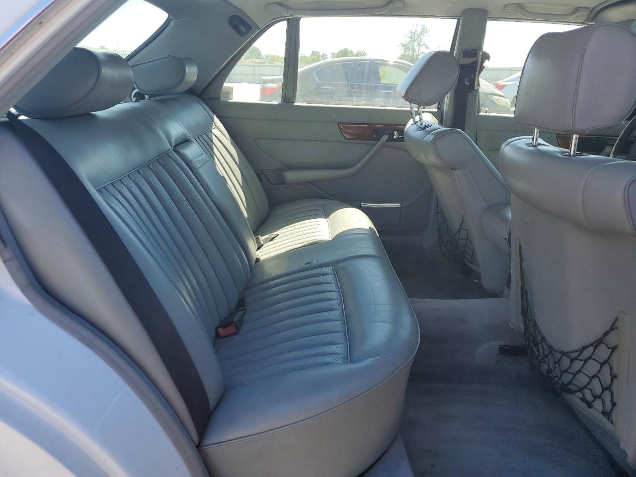 1986 Mercedes-benz 300 Sdl White vin: WDBCB25D6GA276653