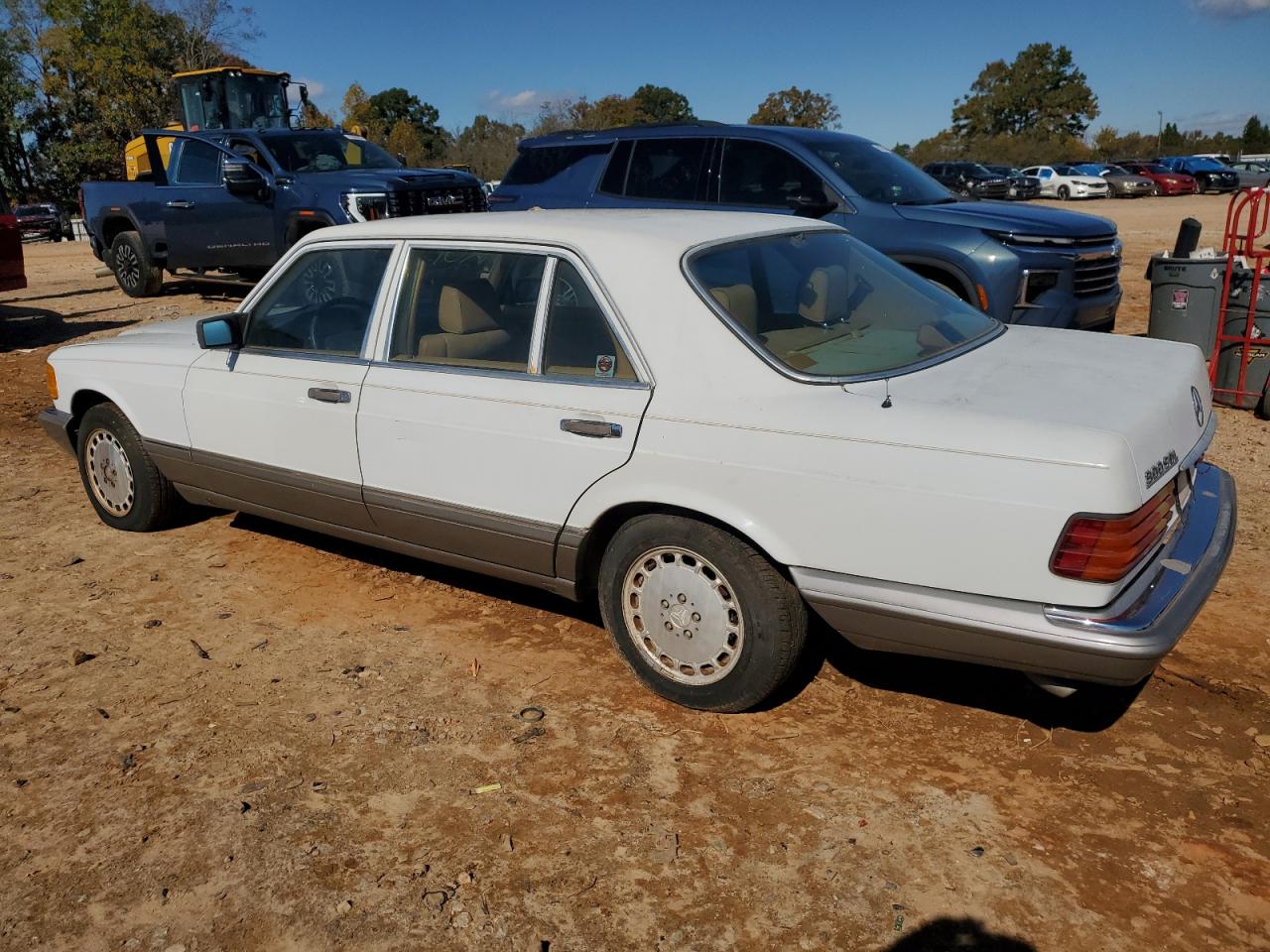 1987 Mercedes-benz 300 Sdl White vin: WDBCB25D7HA312660