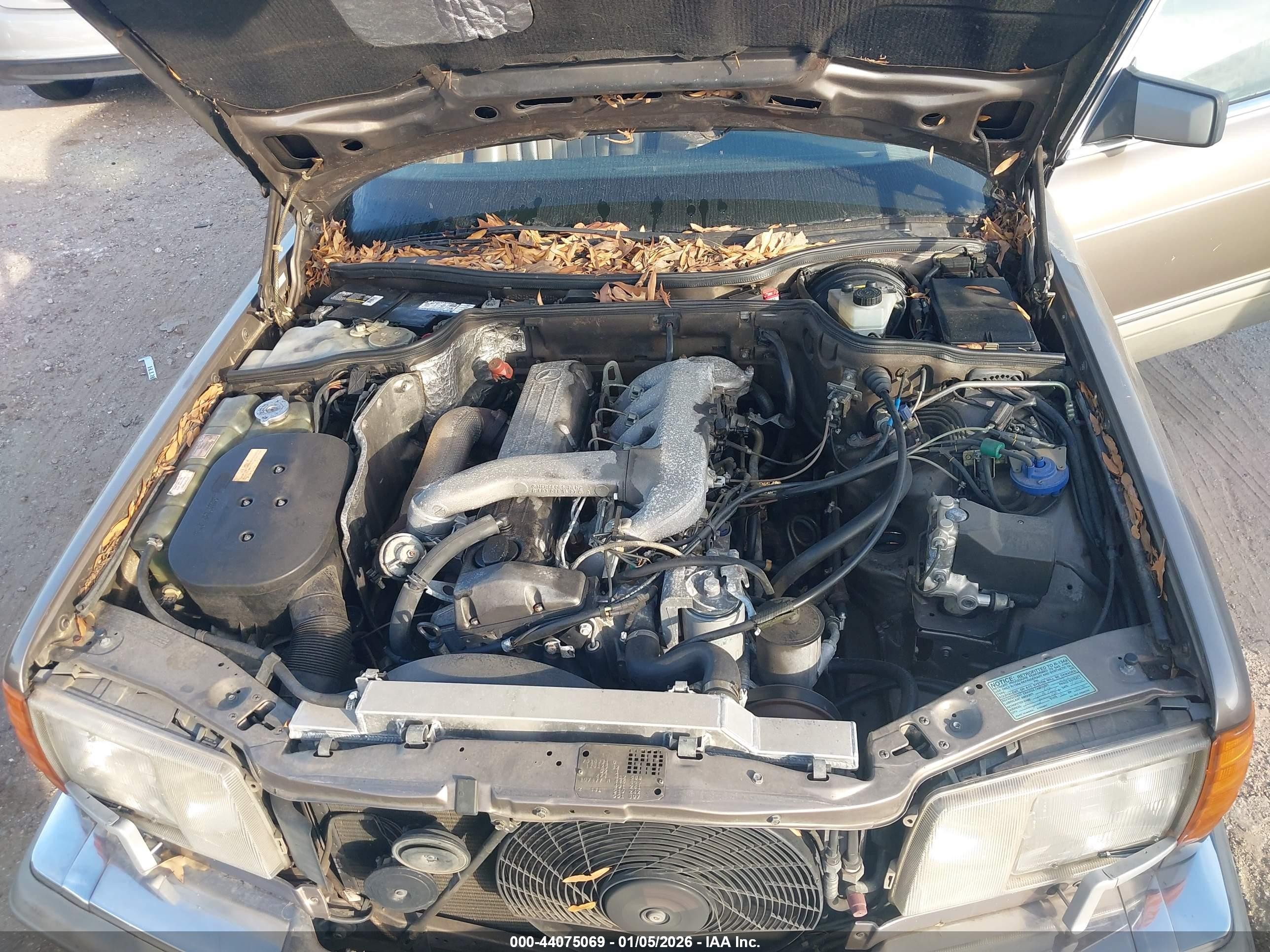 1987 Mercedes-benz 300 Sdl Коричневый vin: WDBCB25D7HA326123