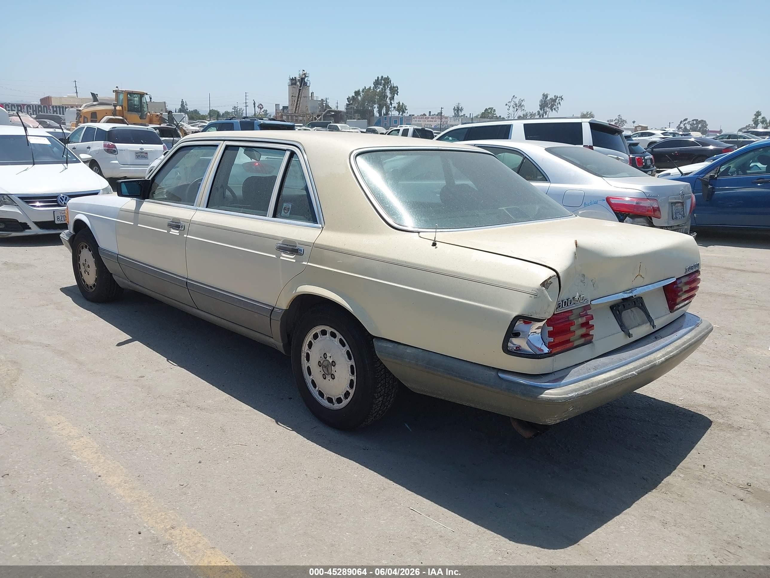 1987 Mercedes-benz 300 Sdl Кремовый vin: WDBCB25D8HA327376