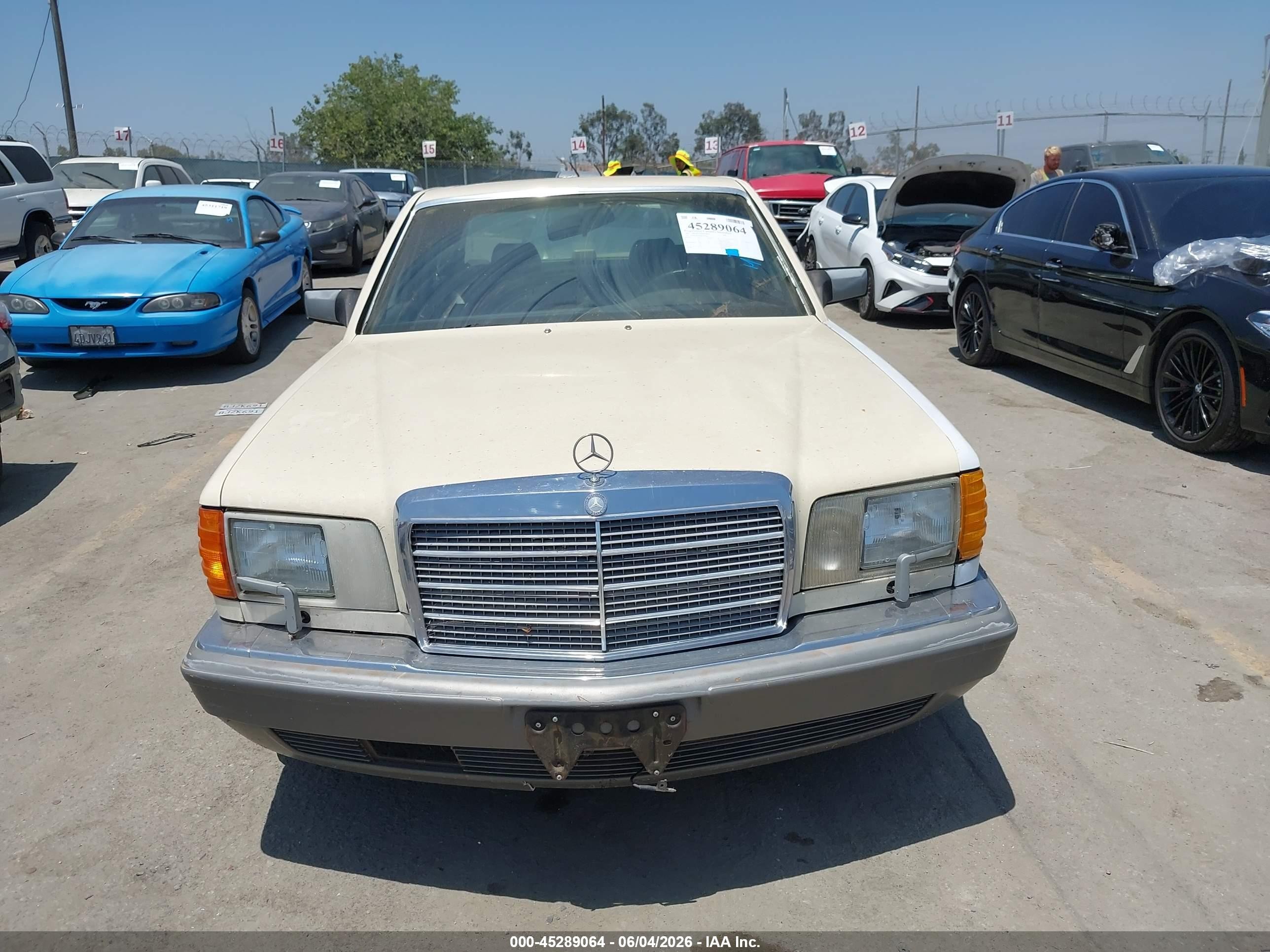 1987 Mercedes-benz 300 Sdl Кремовый vin: WDBCB25D8HA327376