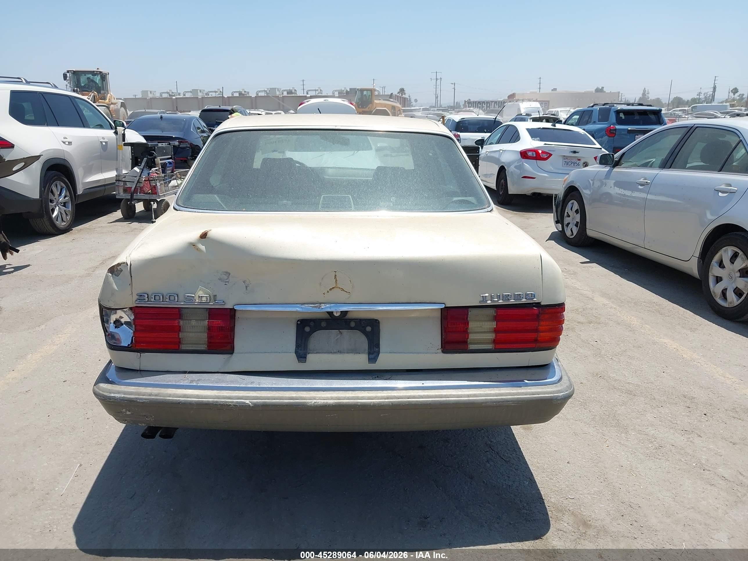 1987 Mercedes-benz 300 Sdl Кремовый vin: WDBCB25D8HA327376
