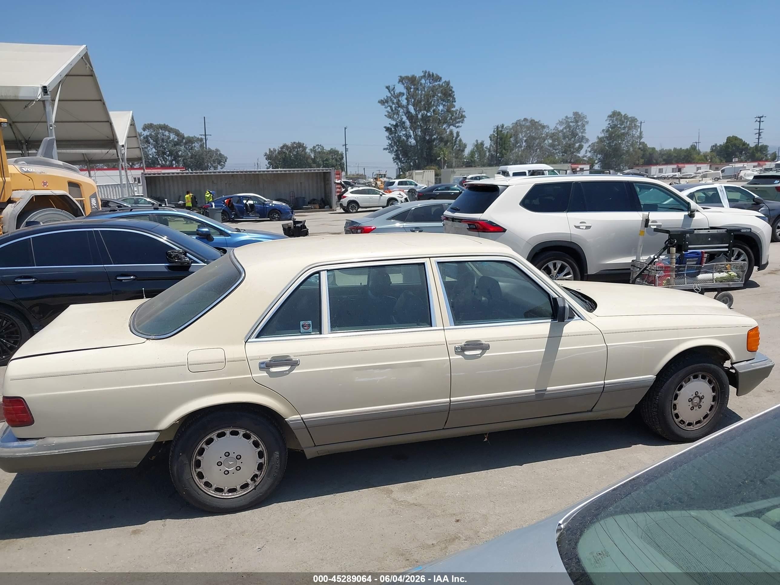 1987 Mercedes-benz 300 Sdl Кремовый vin: WDBCB25D8HA327376