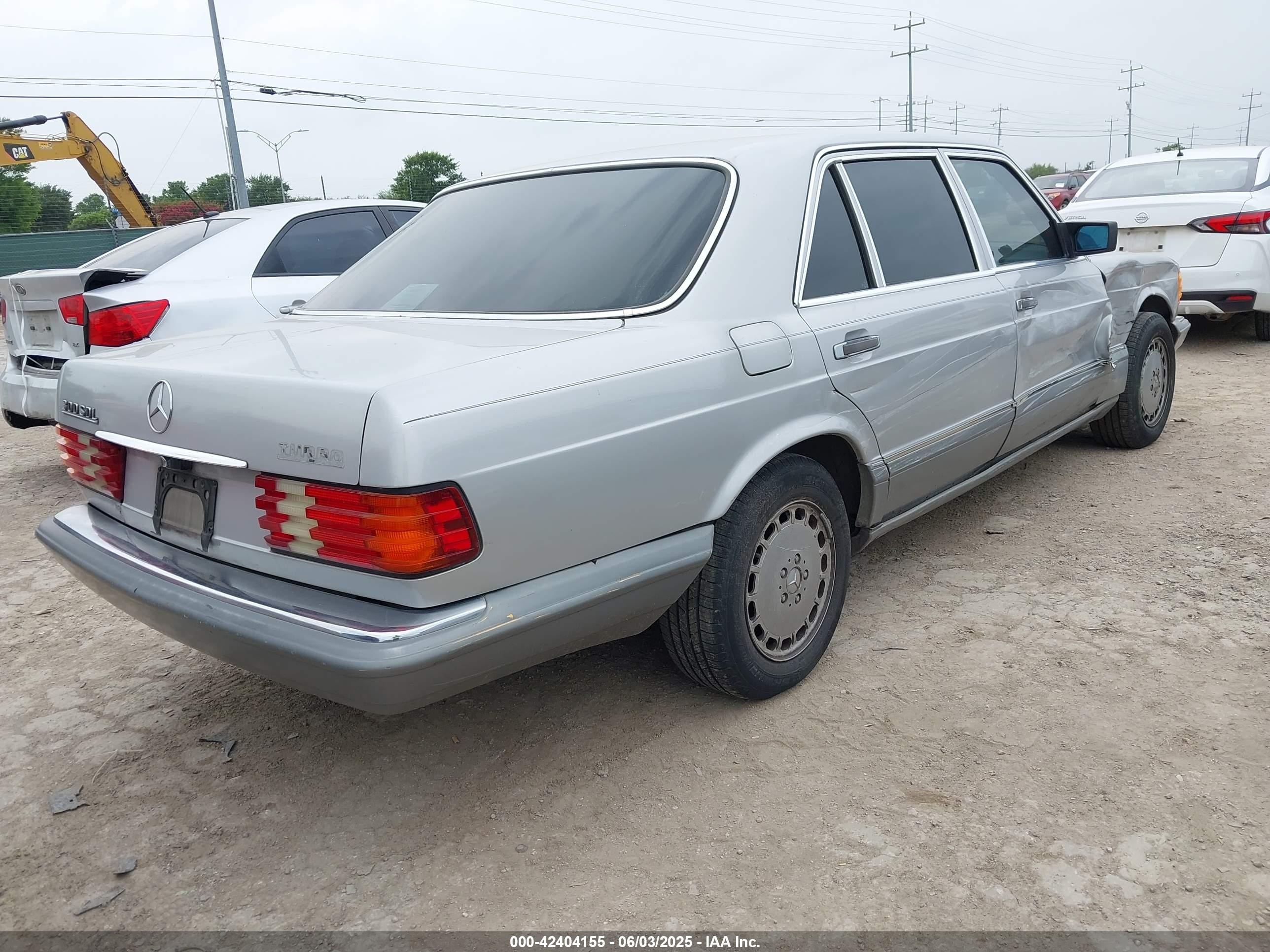 1986 Mercedes-benz 300 Sdl Silver vin: WDBCB25D9GA238866