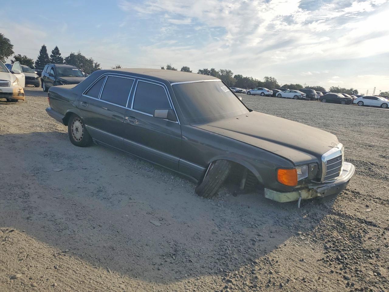 1990 Mercedes-benz 350 Sdl Charcoal vin: WDBCB35D5LA559528