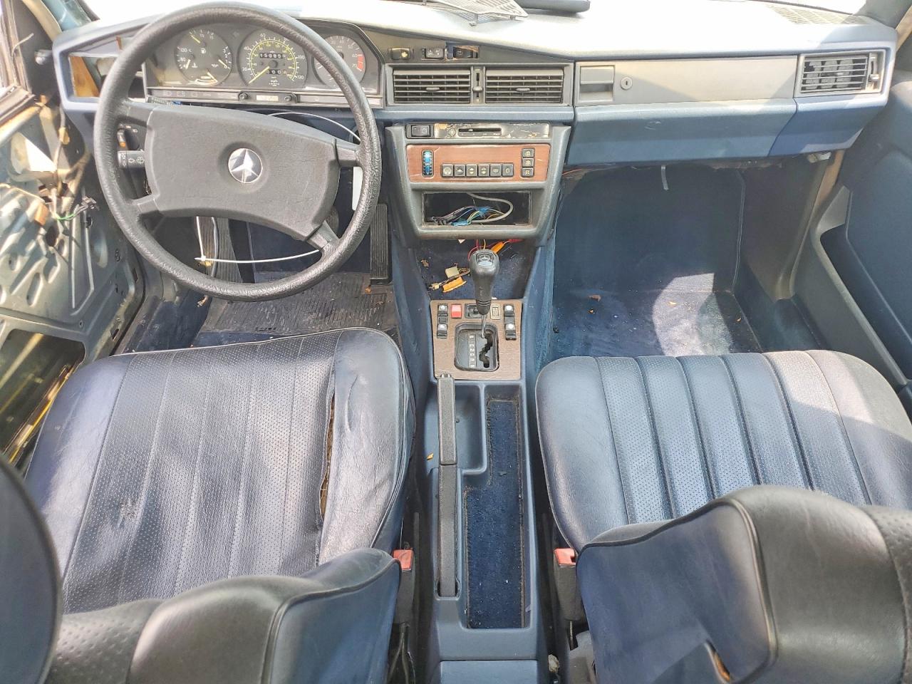 1985 Mercedes-benz 190 E 2.3 Blue vin: WDBDA24C2FF062499