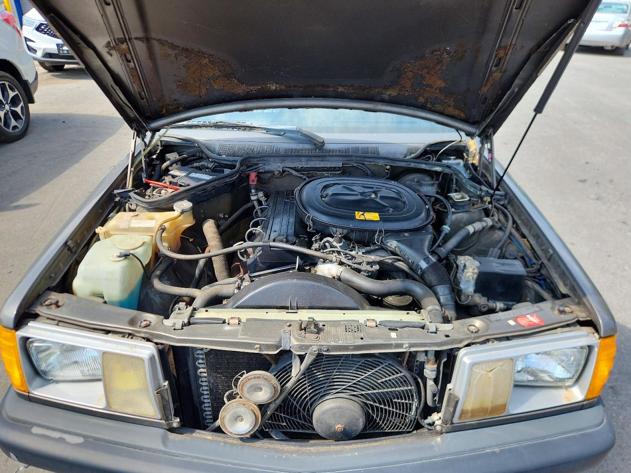 1985 Mercedes-benz 190 E 2.3 Gray vin: WDBDA24C7FF065298