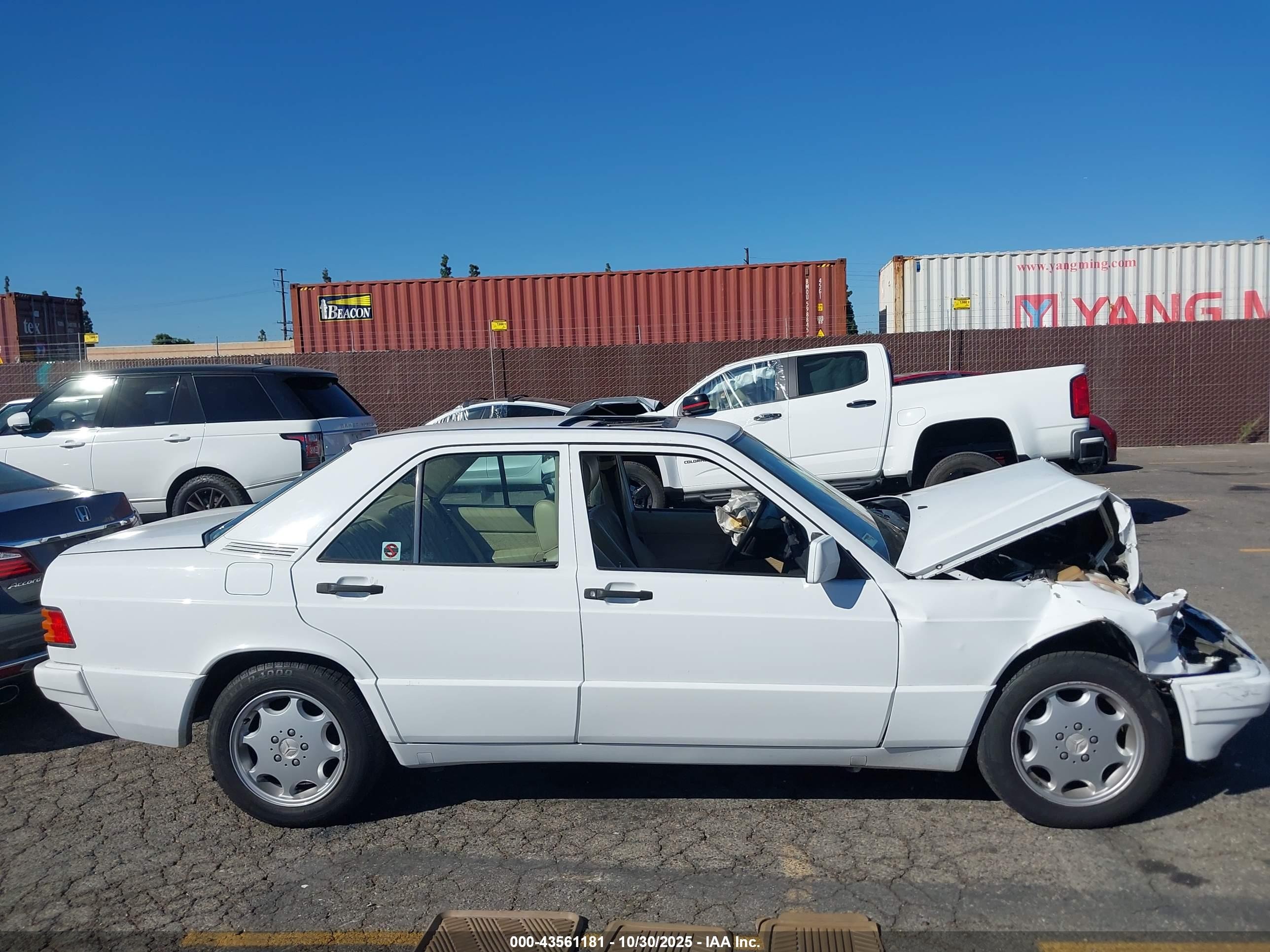 1991 Mercedes-benz 190 E 2.3 White vin: WDBDA28D1MF829050
