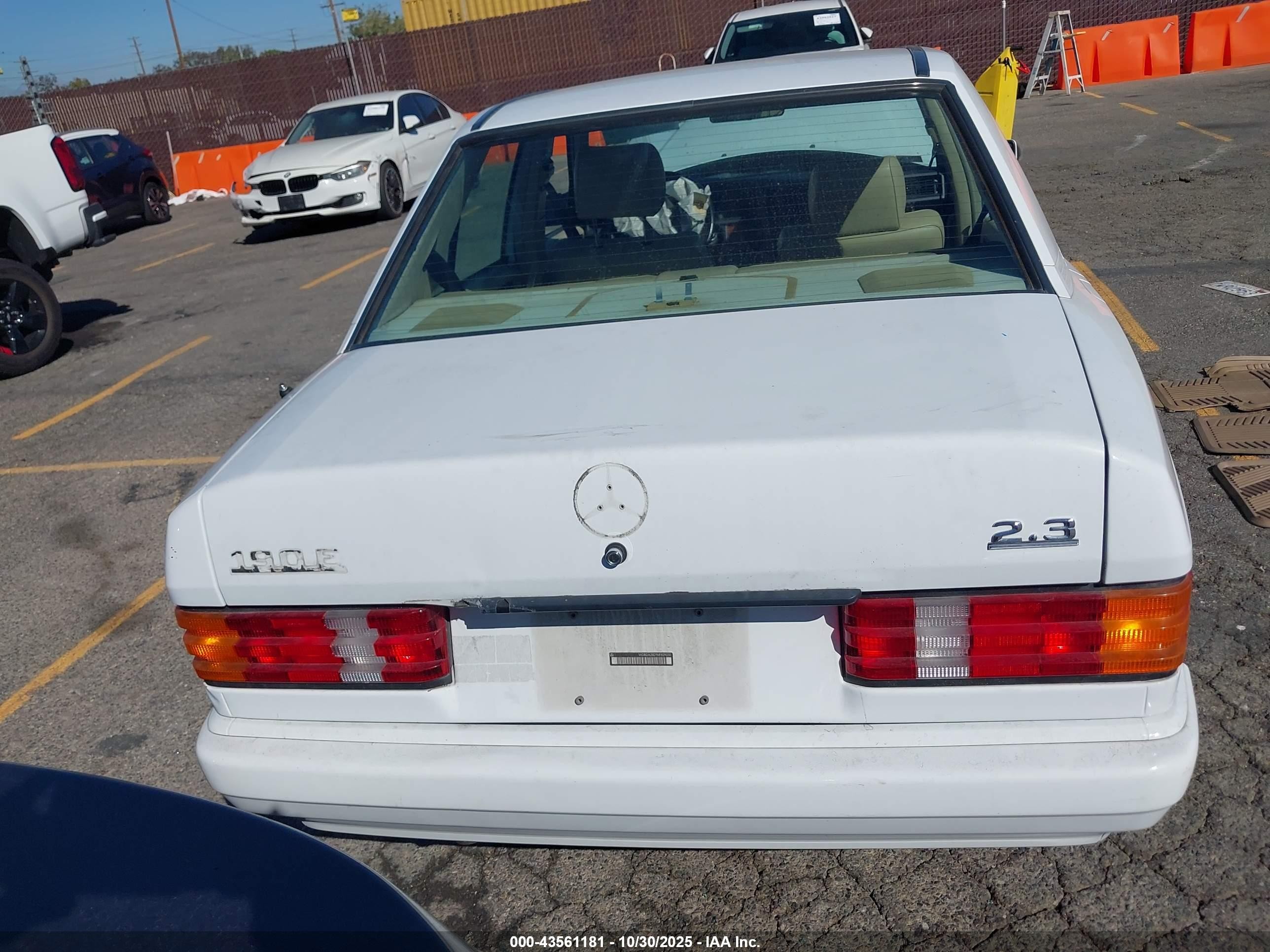 1991 Mercedes-benz 190 E 2.3 White vin: WDBDA28D1MF829050