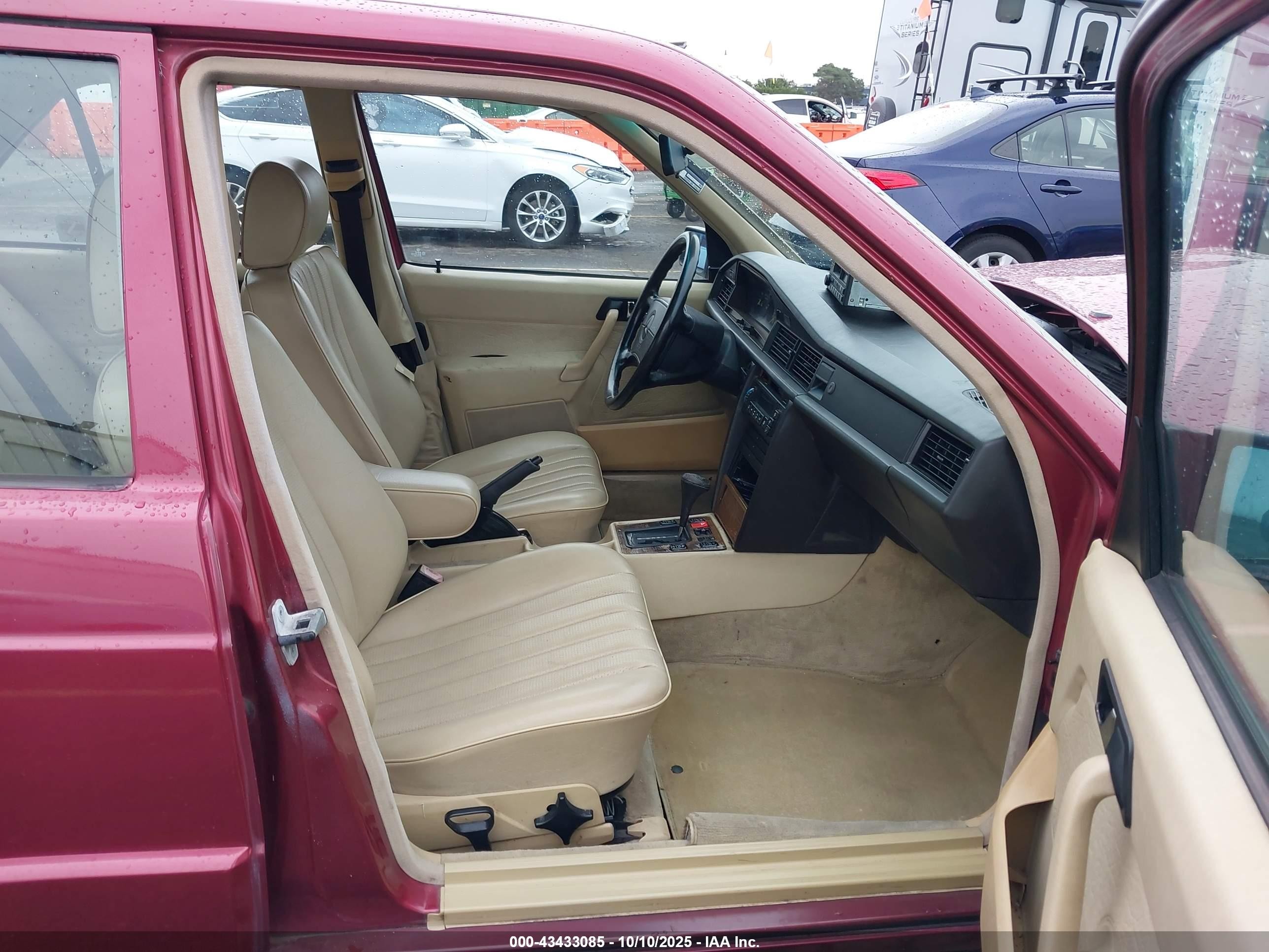 1991 Mercedes-benz 190 E 2.3 Red vin: WDBDA28D4MF803848