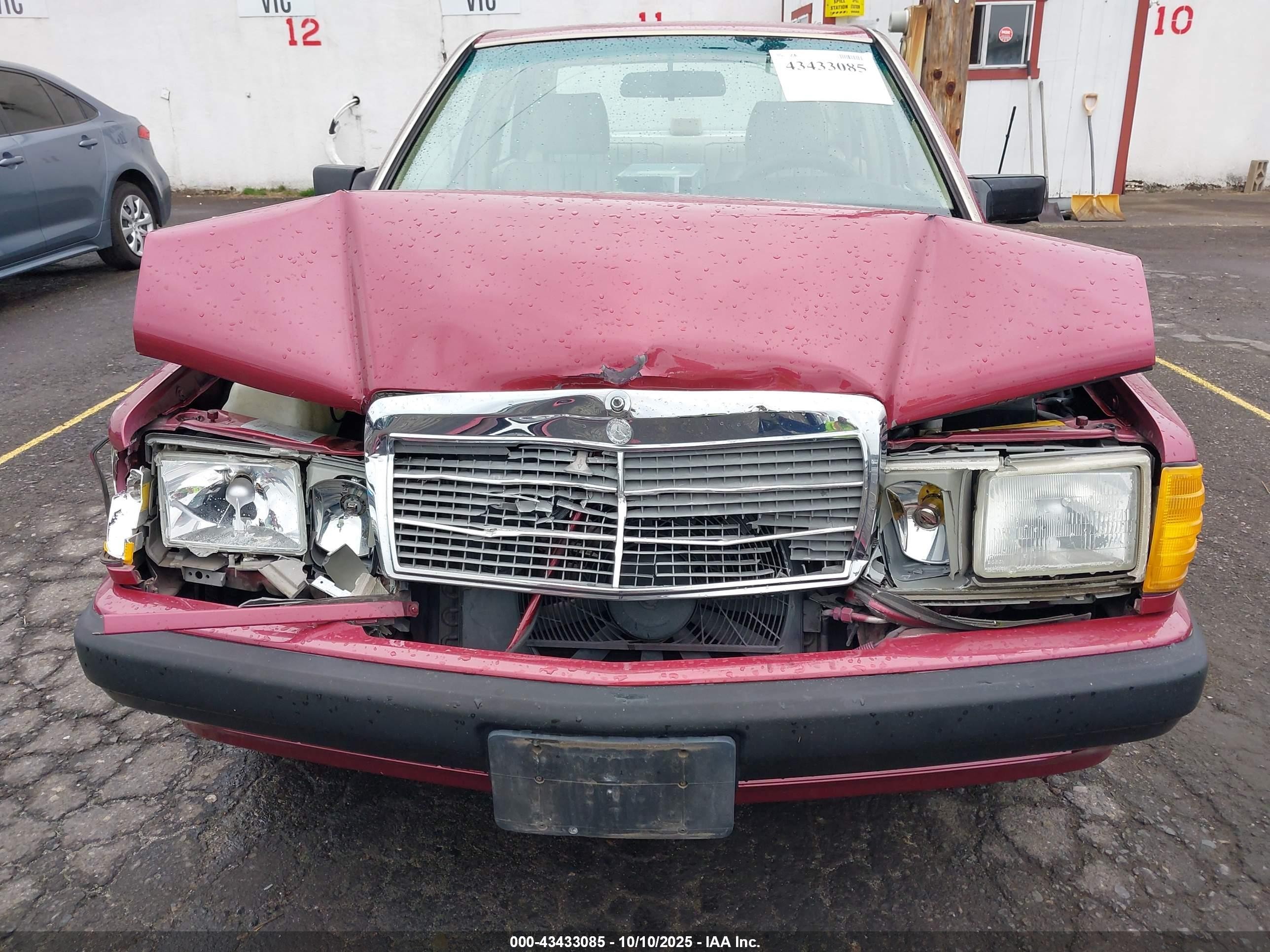 1991 Mercedes-benz 190 E 2.3 Red vin: WDBDA28D4MF803848