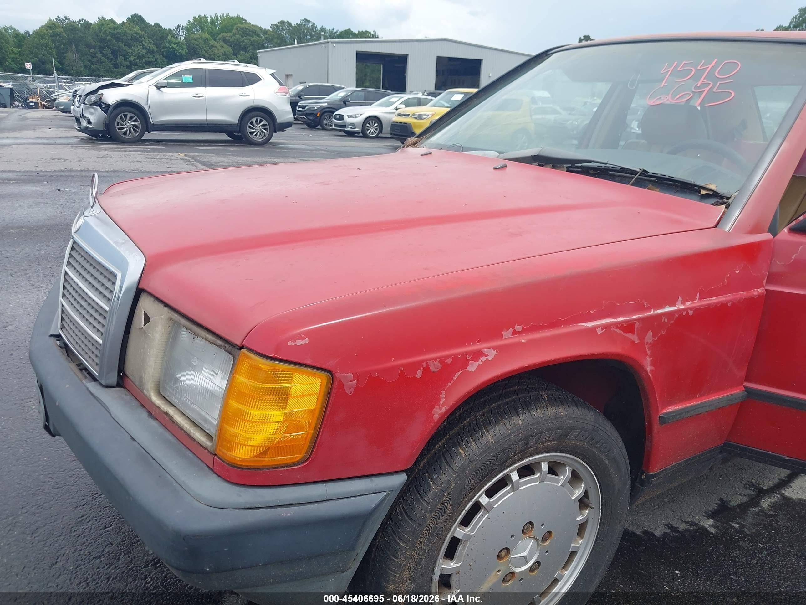 1988 Mercedes-benz 190 E 2.3 Красный vin: WDBDA28D7JF533459