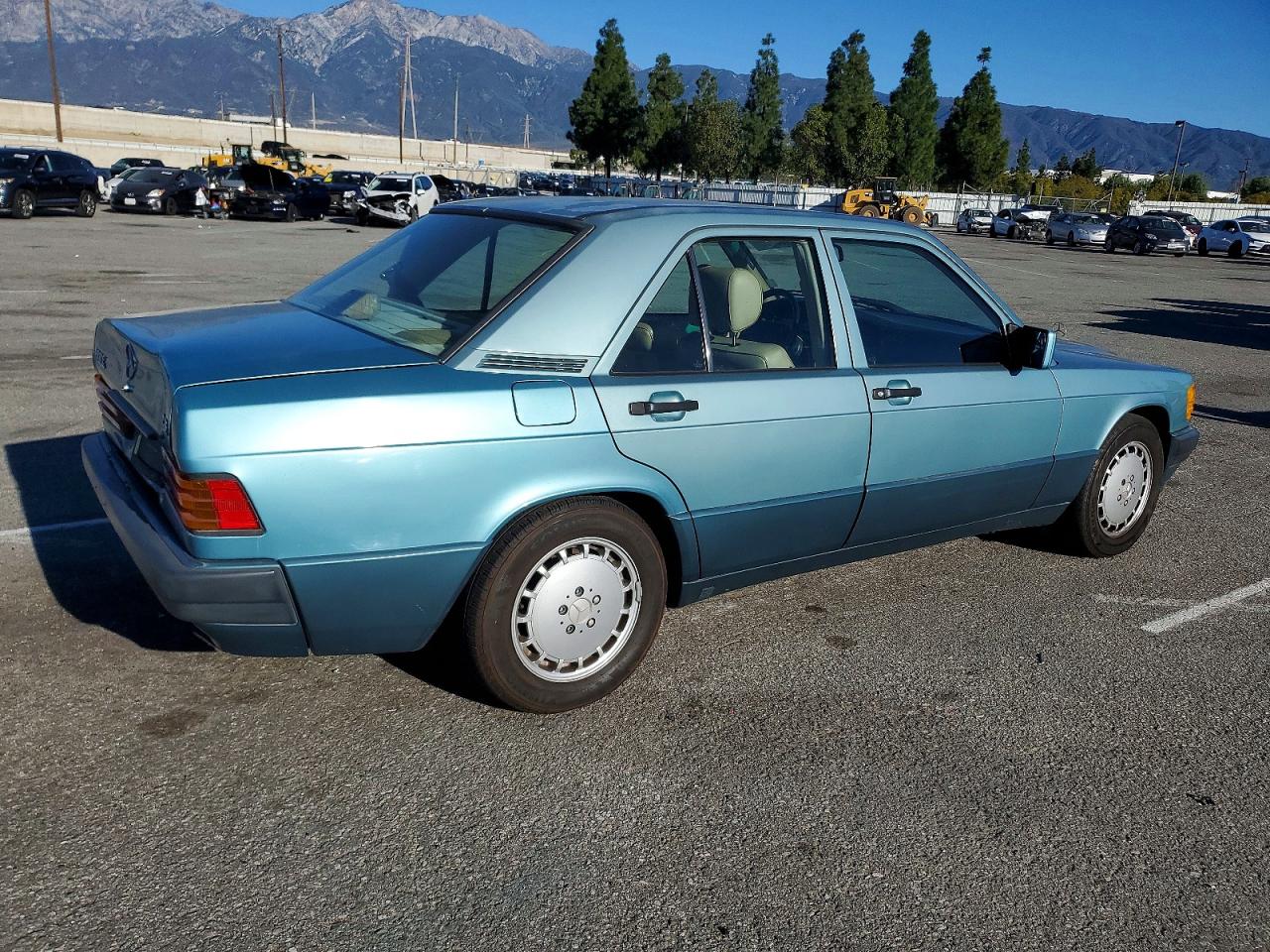 1991 Mercedes-benz 190 E Turquoise vin: WDBDA28D9MF817308