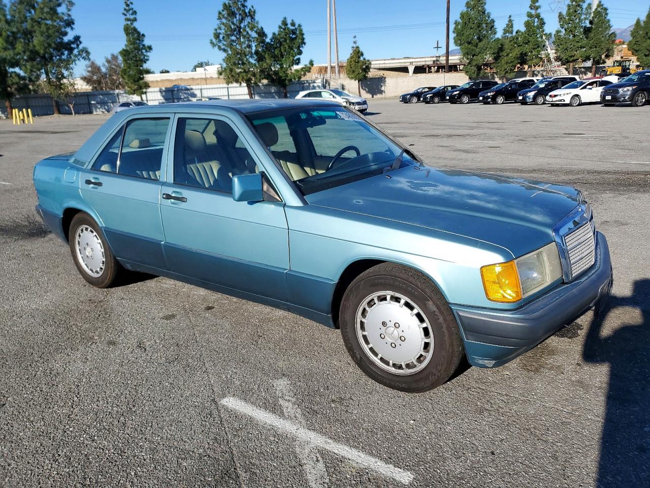 1991 Mercedes-benz 190 E Turquoise vin: WDBDA28D9MF817308