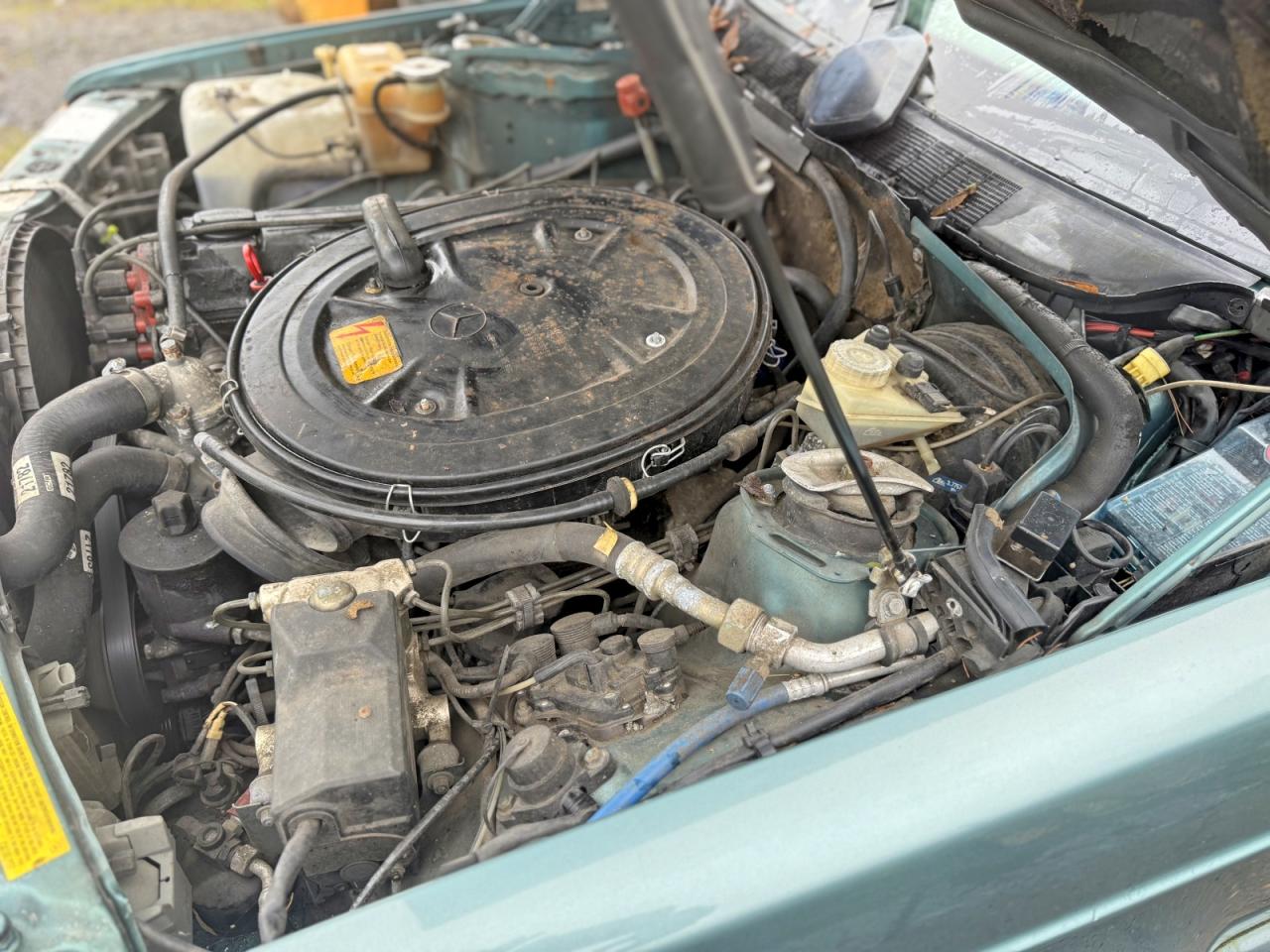 1989 Mercedes-benz 190 E 2.6 Teal vin: WDBDA29D2KF614238
