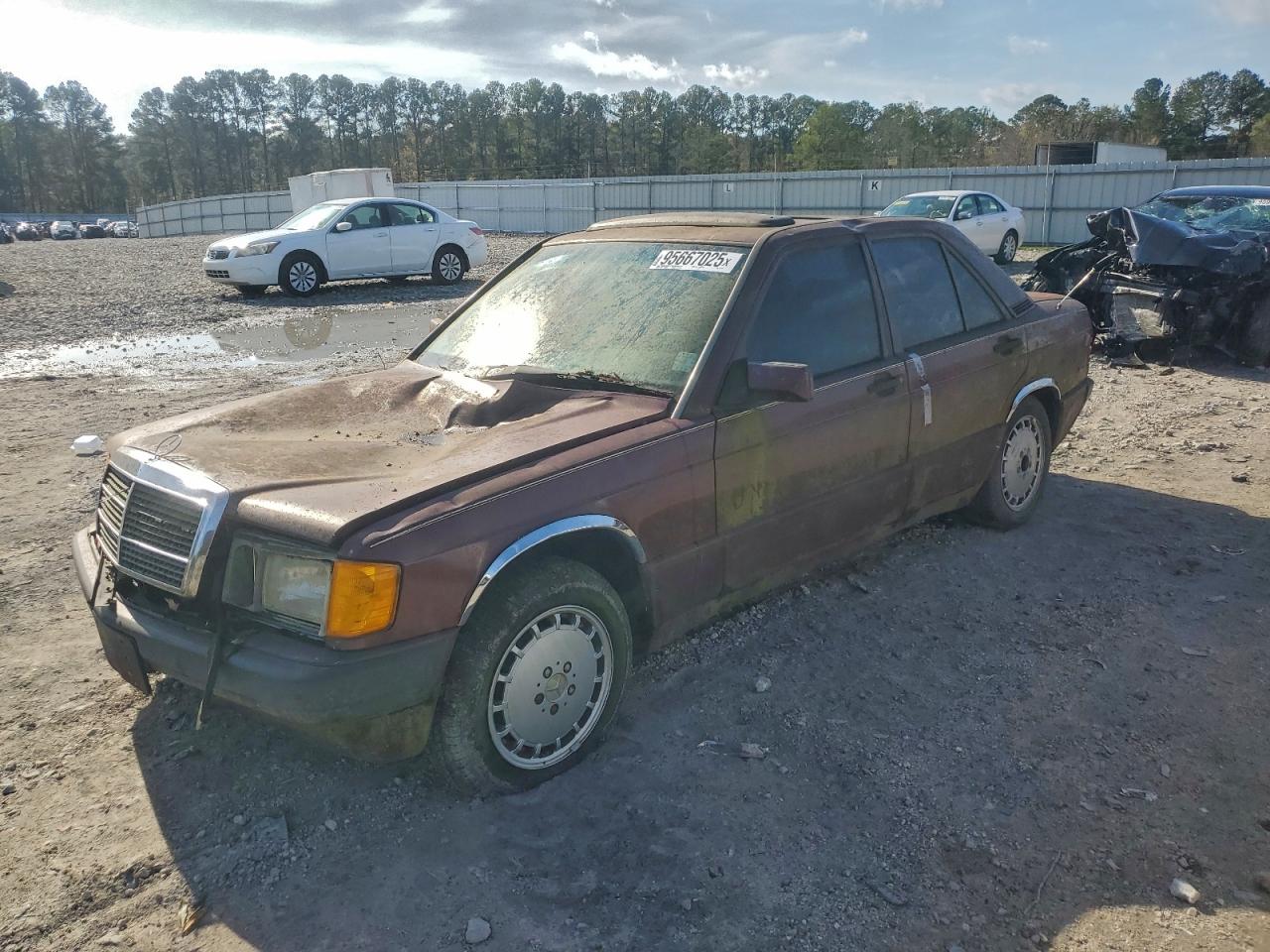 1991 Mercedes-benz 190 E 2.6 Red vin: WDBDA29D2MF819044