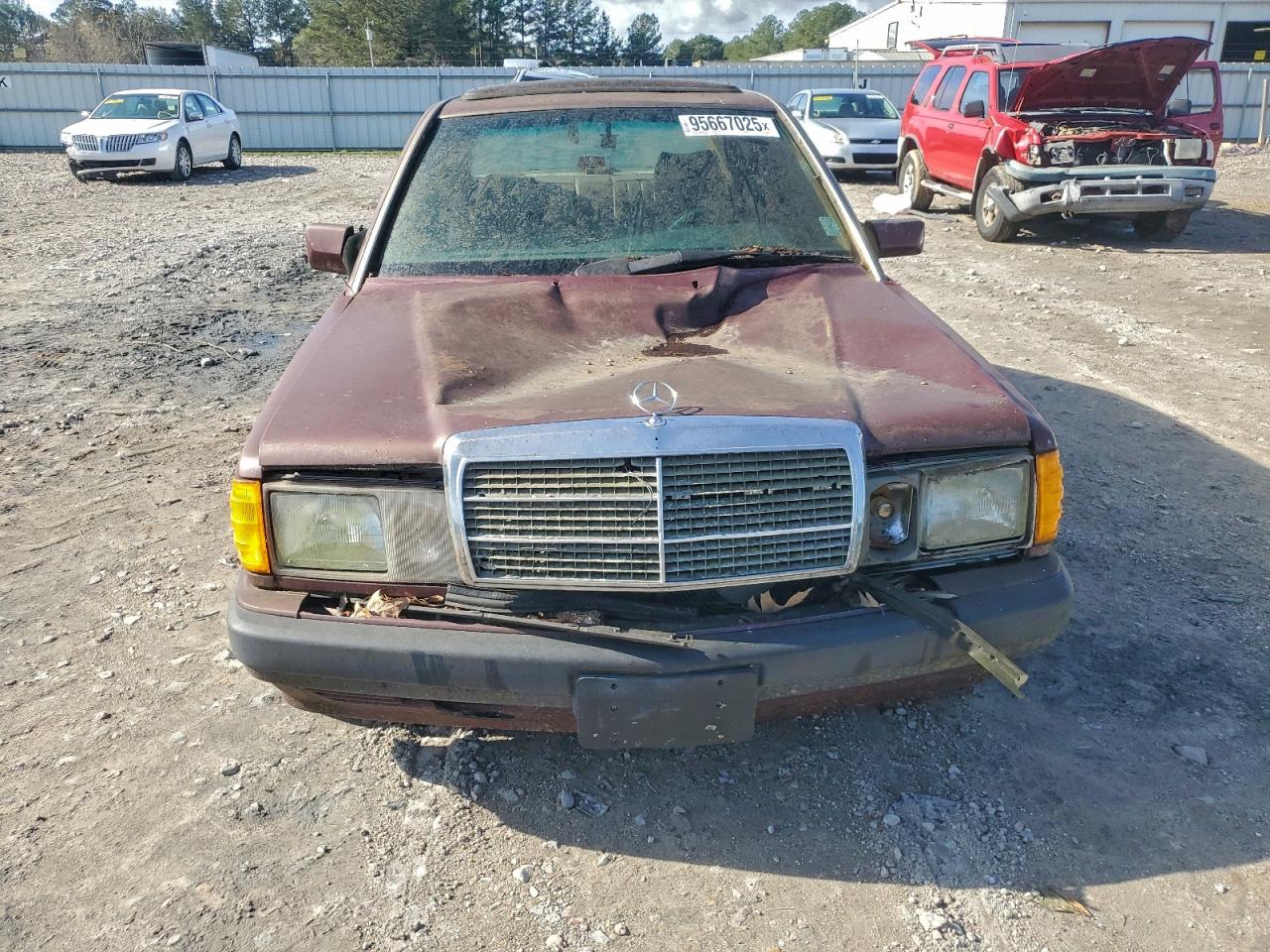 1991 Mercedes-benz 190 E 2.6 Red vin: WDBDA29D2MF819044