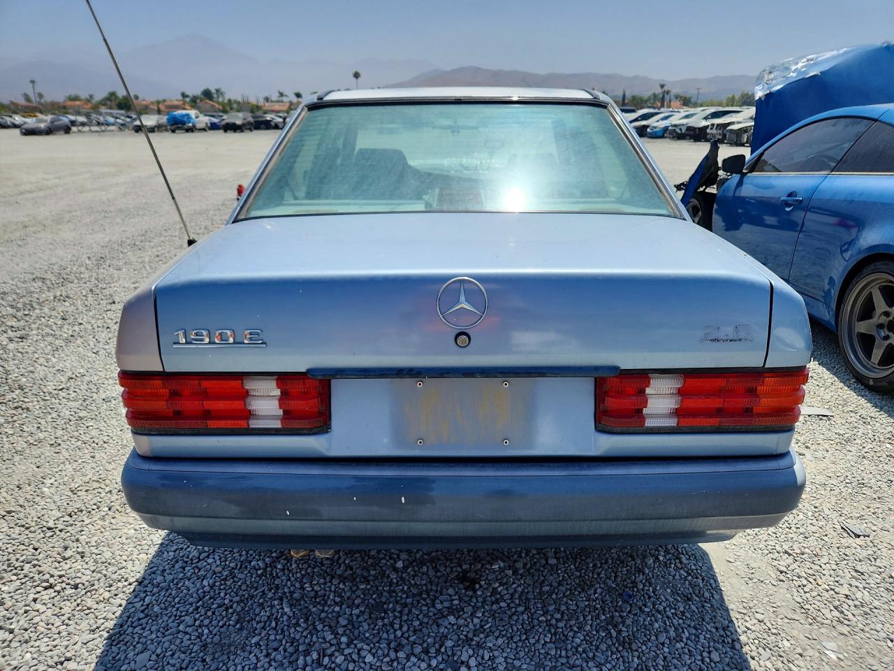 1989 Mercedes-benz 190 E 2.6 Blue vin: WDBDA29D3KF624910