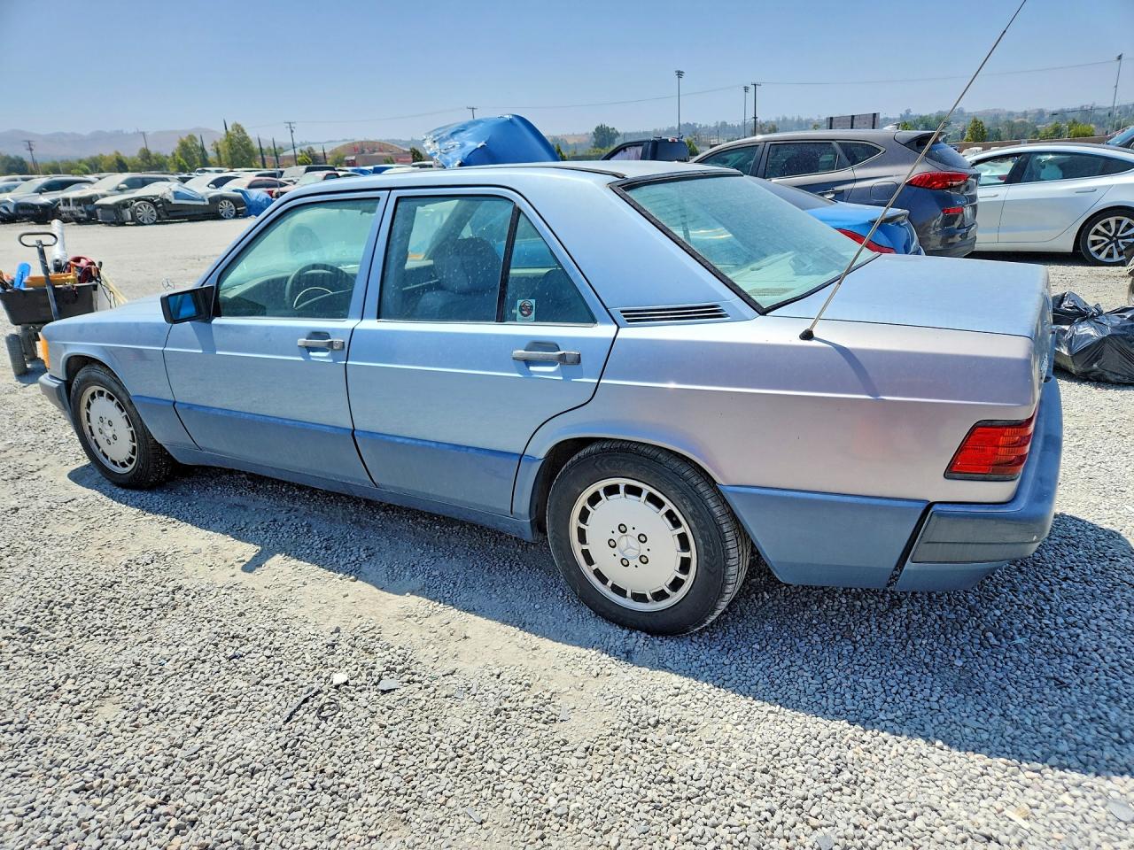 1989 Mercedes-benz 190 E 2.6 Blue vin: WDBDA29D3KF624910