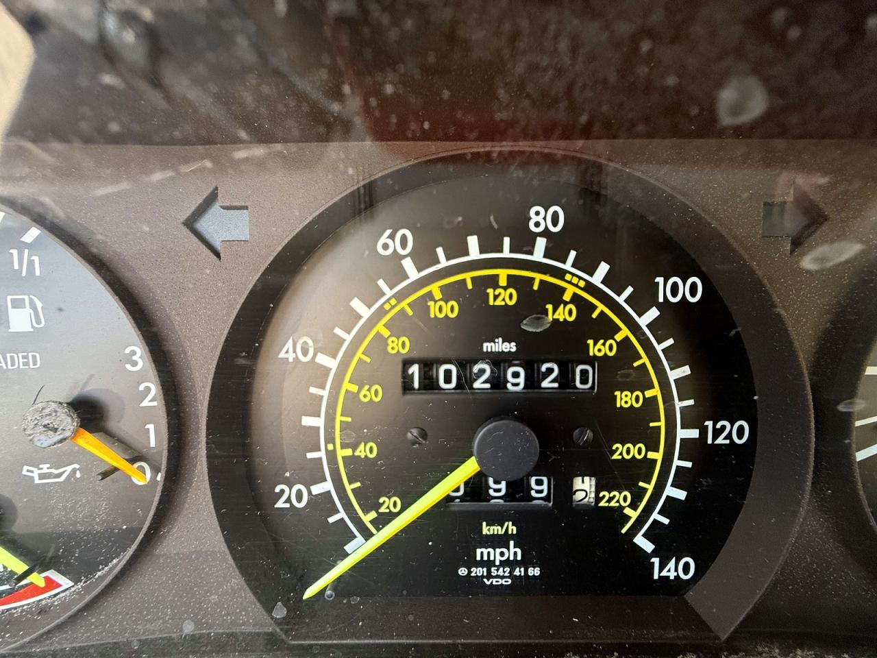 1989 Mercedes-benz 190 E 2.6 Gold vin: WDBDA29D4KF628626