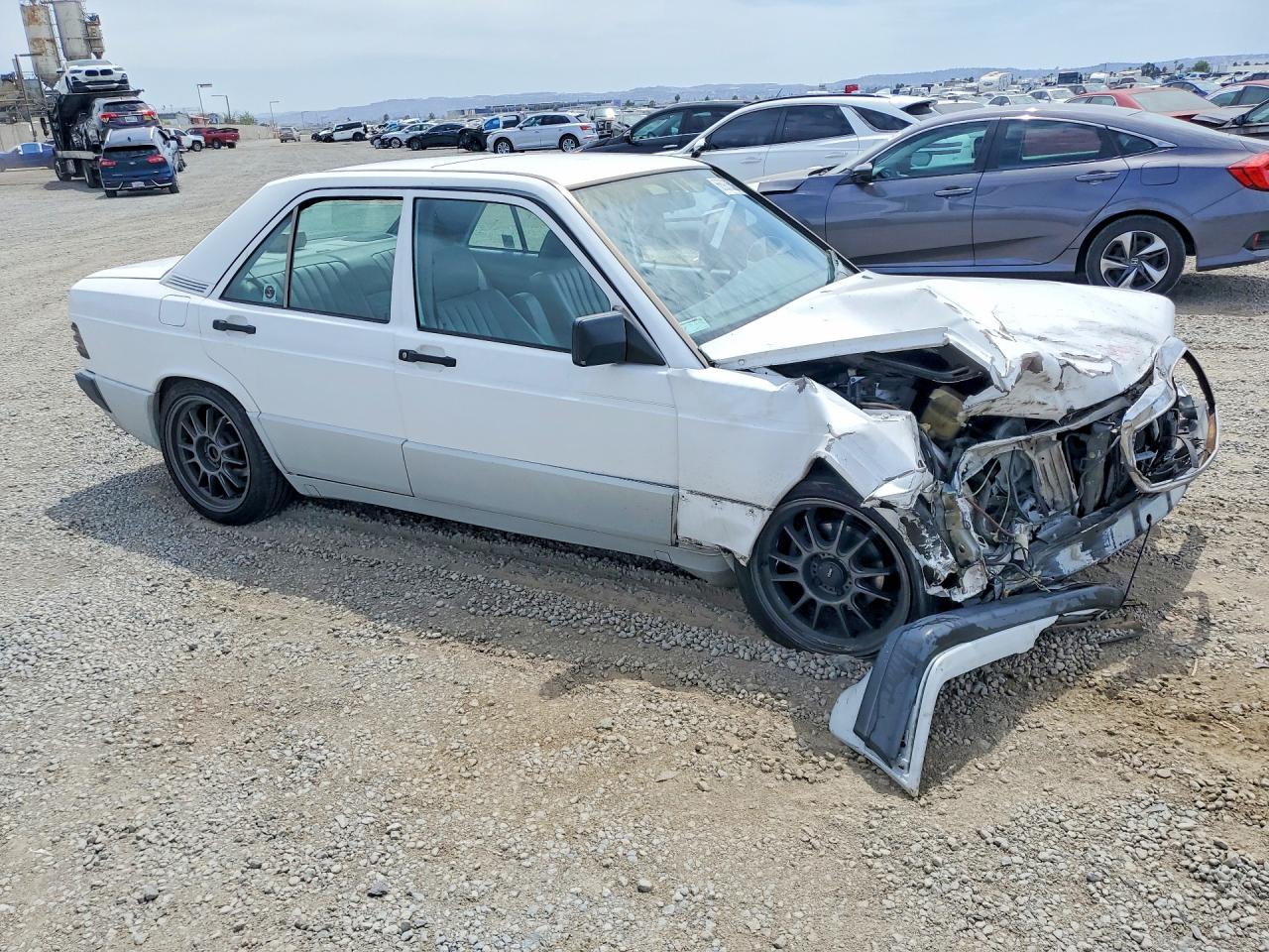 1991 Mercedes-benz 190 E 2.6 Белый vin: WDBDA29D4MF786824