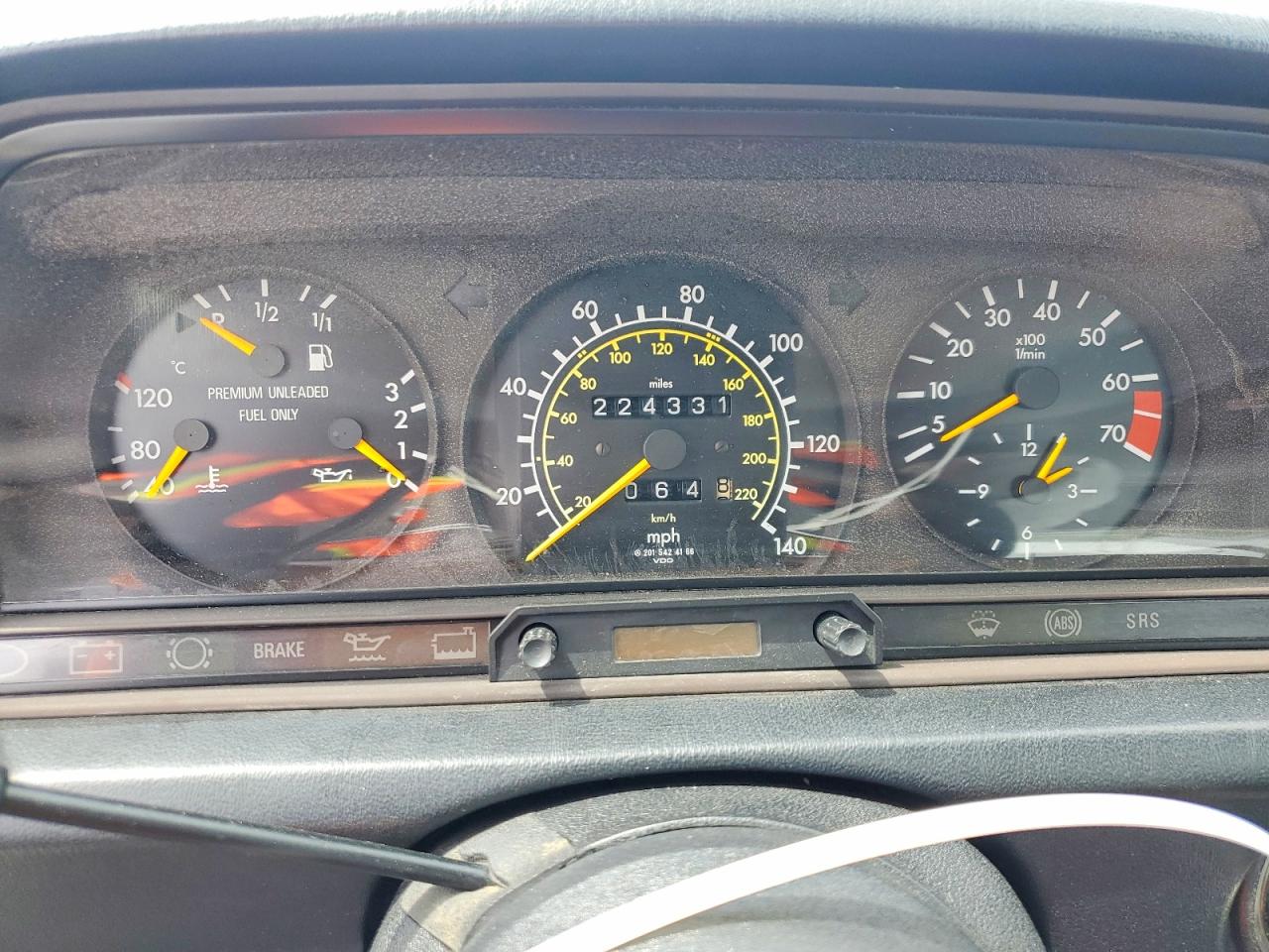 1991 Mercedes-benz 190 E 2.6 Белый vin: WDBDA29D4MF786824