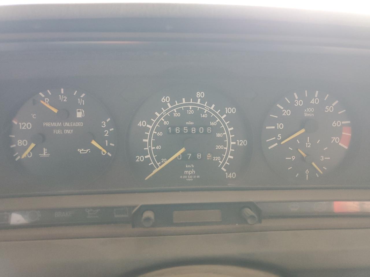1991 Mercedes-benz 190 E 2.6 White vin: WDBDA29D4MF837951
