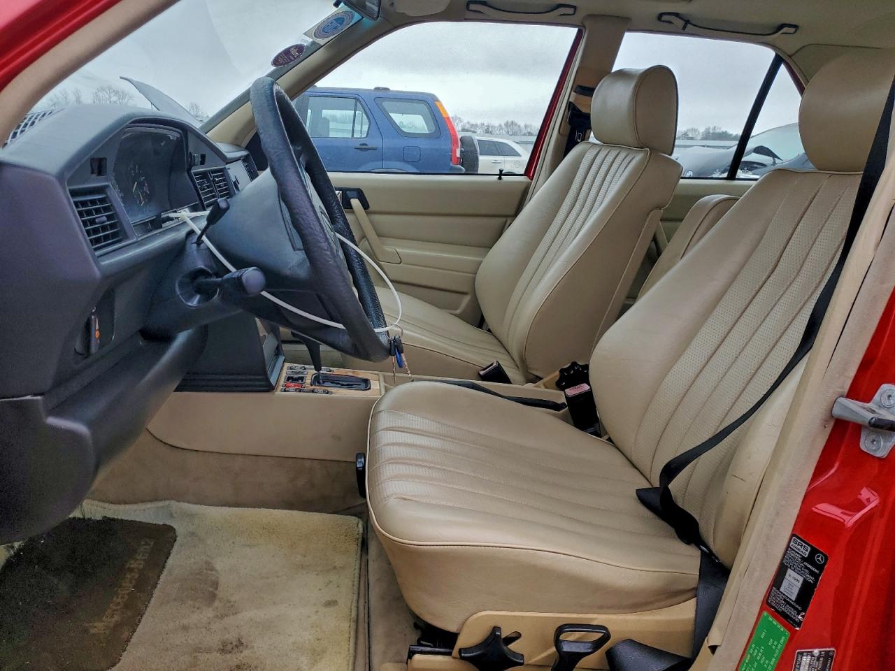 1989 Mercedes-benz 190 E 2.6 Red vin: WDBDA29D8KF647809