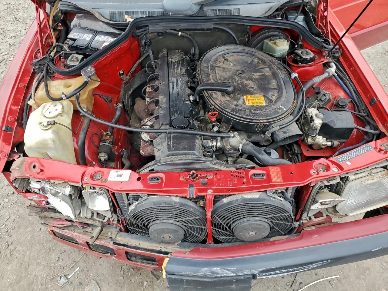 1989 Mercedes-benz 190 E 2.6 Red vin: WDBDA29D8KF647809