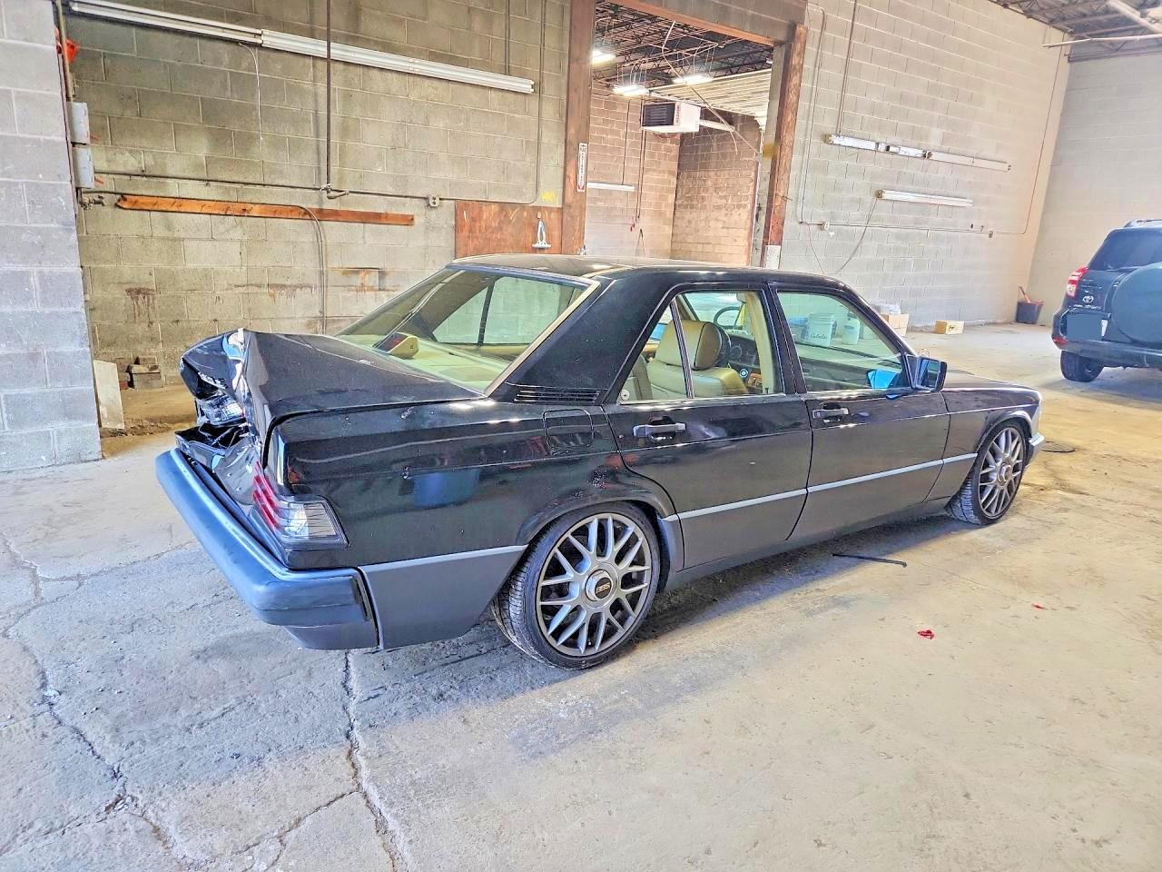 1993 Mercedes-benz 190 E 2.6 Black vin: WDBDA29D9PG029786