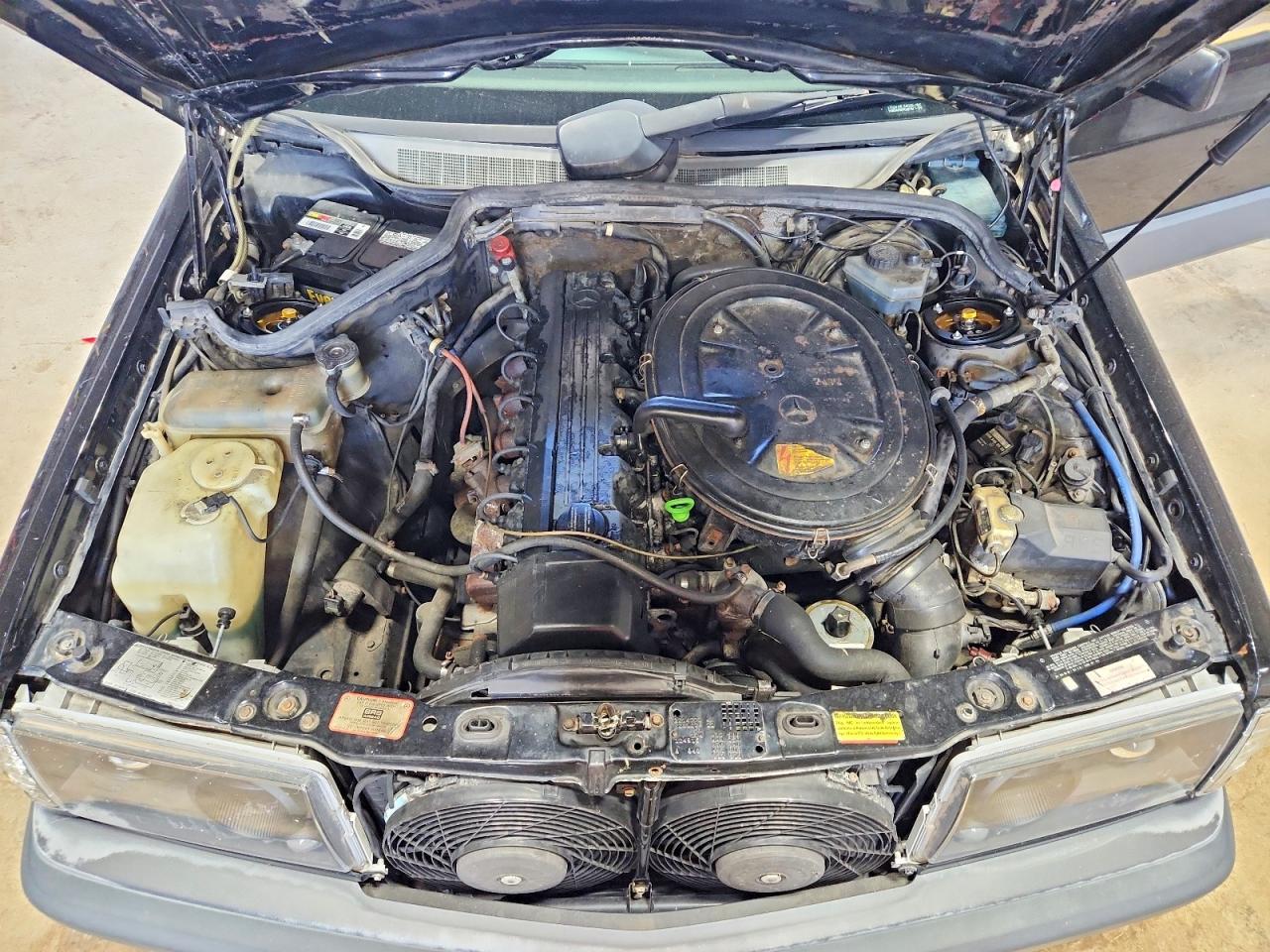 1993 Mercedes-benz 190 E 2.6 Black vin: WDBDA29D9PG029786