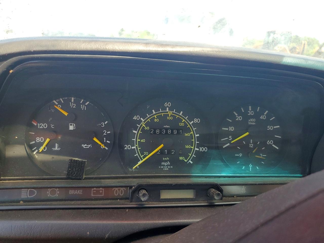 1984 Mercedes-benz 190 D 2.2 Gold vin: WDBDB22A1EA052914