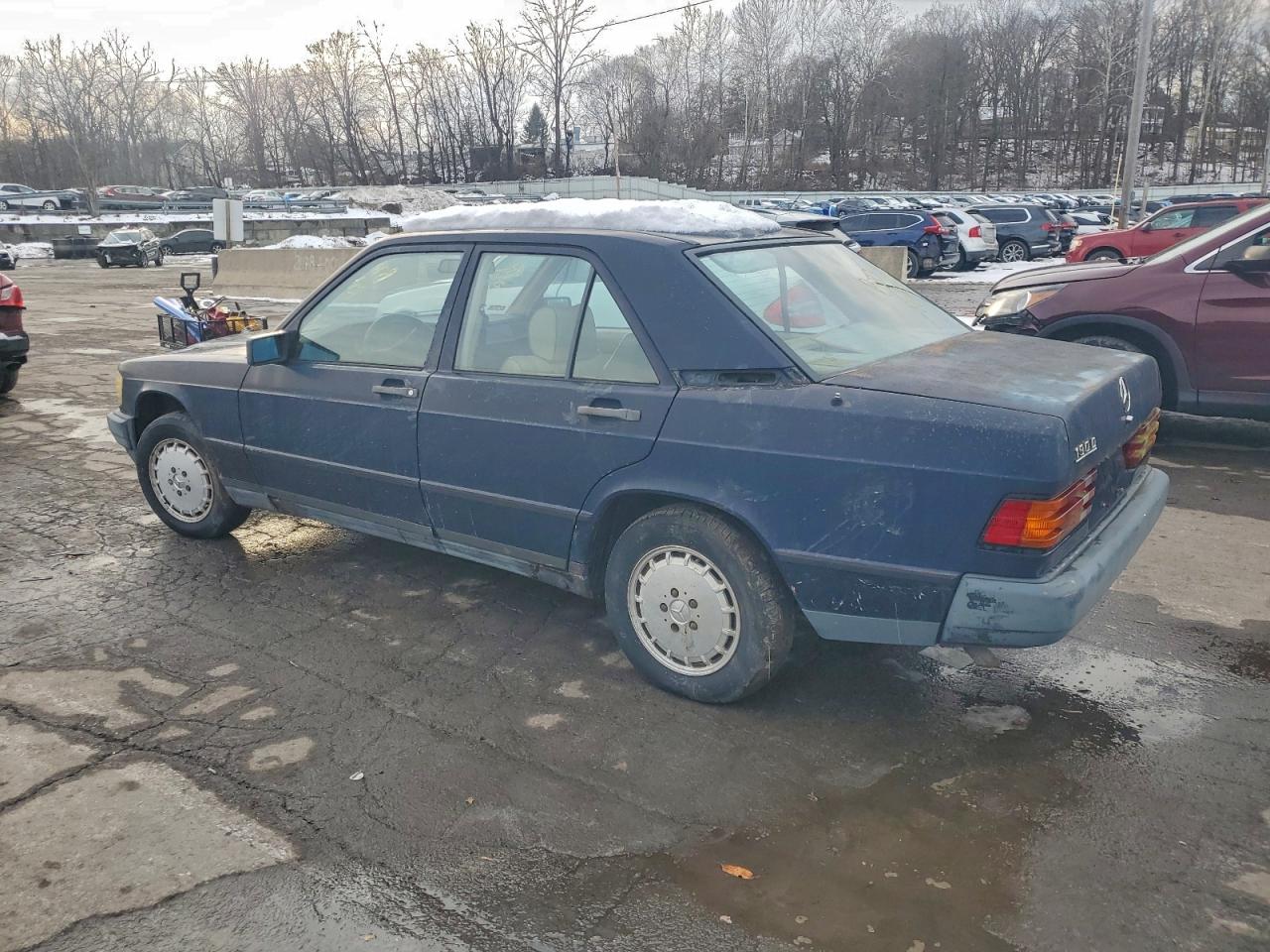 1984 Mercedes-benz 190 D 2.2 Blue vin: WDBDB22A2EA052596