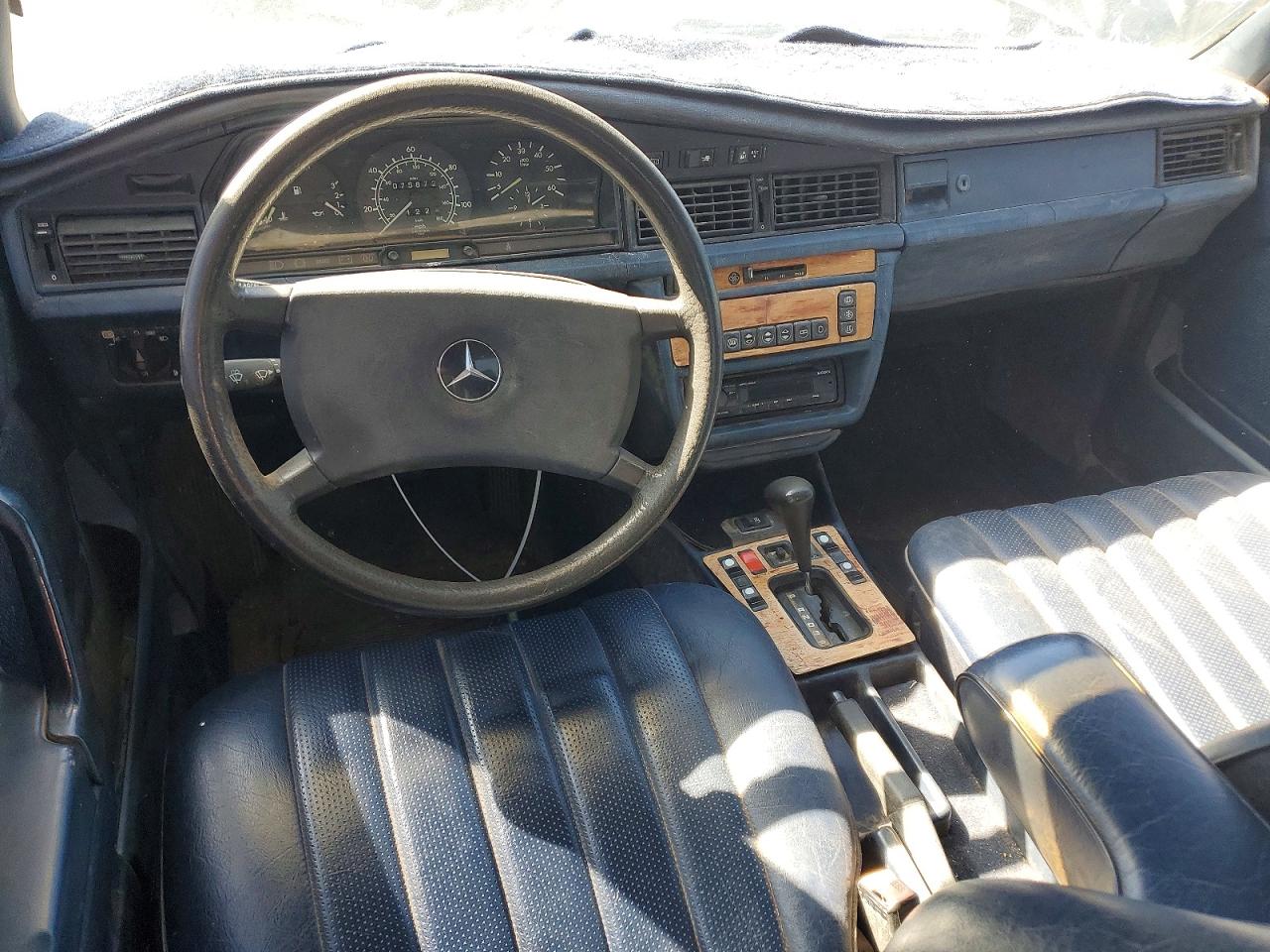 1984 Mercedes-benz 190 D 2.2 Black vin: WDBDB22A9EA117685