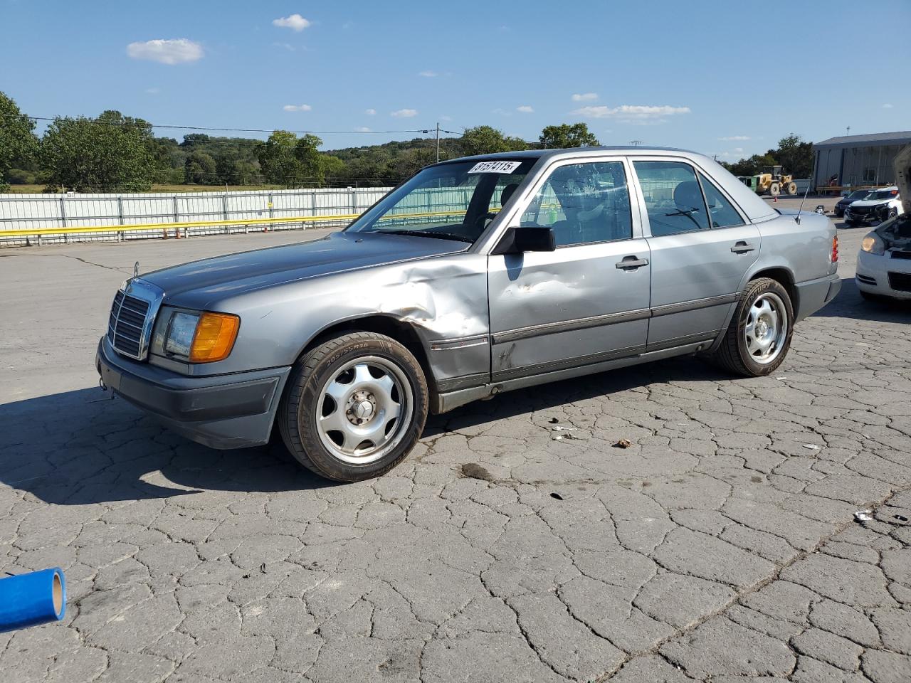 1989 Mercedes-benz 260 E Серый vin: WDBEA26D2KB000709
