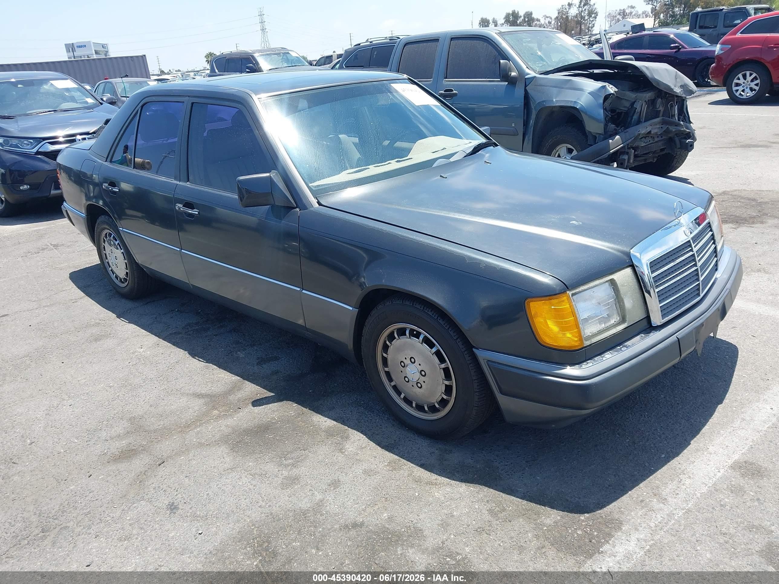 WDBEA26D2LB232454