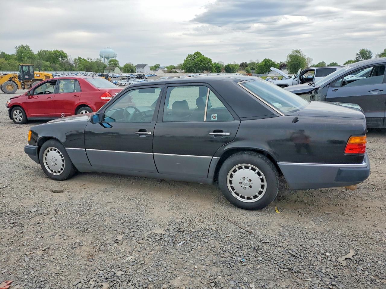 1990 Mercedes-benz 300 E 2.6 Black vin: WDBEA26D8LB223693
