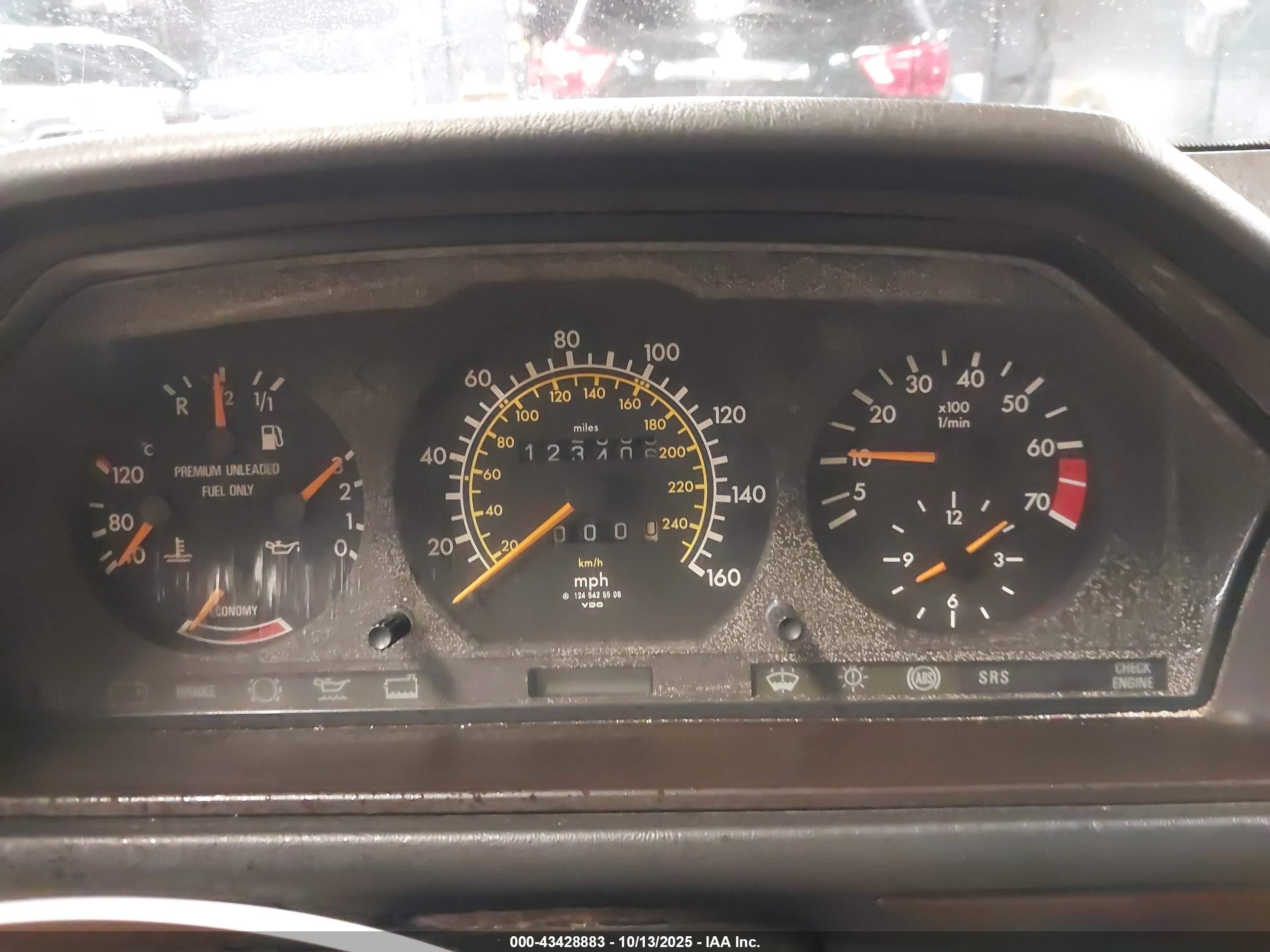 1990 Mercedes-benz 300 E 2.6 Gray vin: WDBEA26DXLB217152