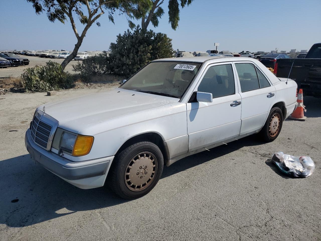1993 Mercedes-benz 300 E 2.8 White vin: WDBEA28E3PB949263