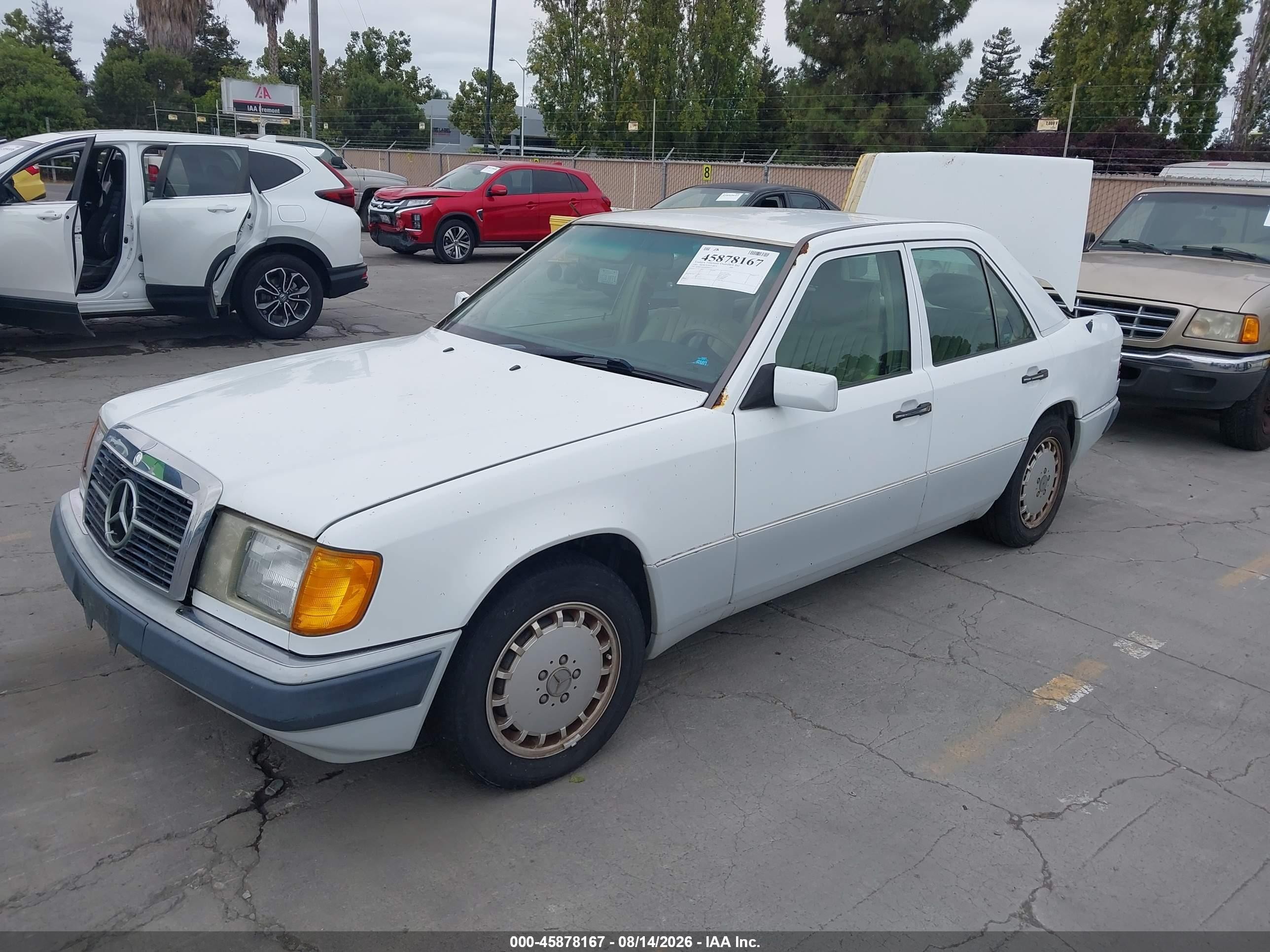 1993 Mercedes-benz 300 E 2.8 White vin: WDBEA28E8PB995171