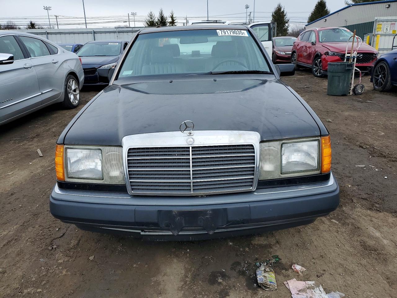1993 Mercedes-benz 300 E 2.8 Black vin: WDBEA28E8PB997468