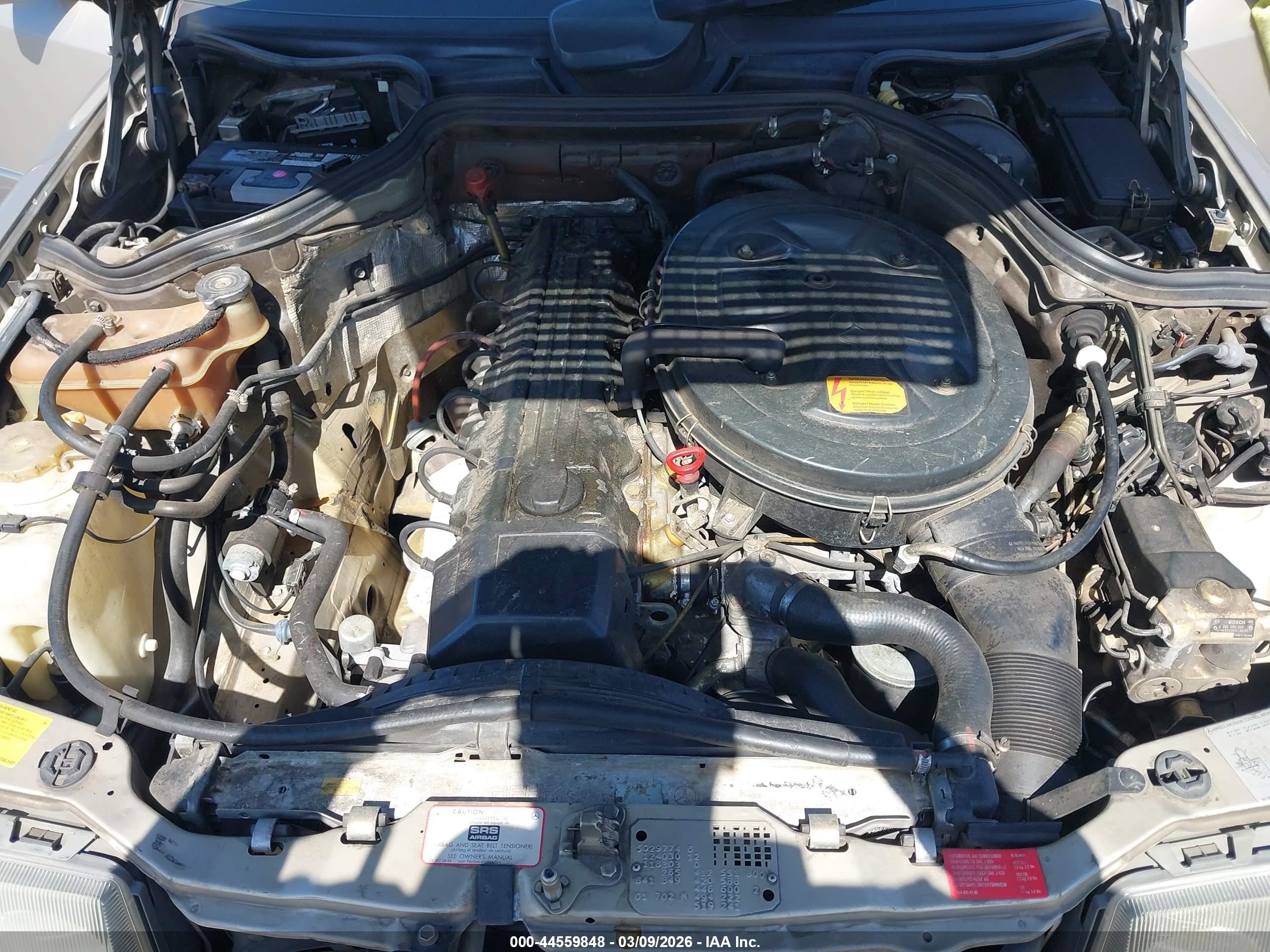 1990 Mercedes-benz 300 E Beige vin: WDBEA30D1LB194665