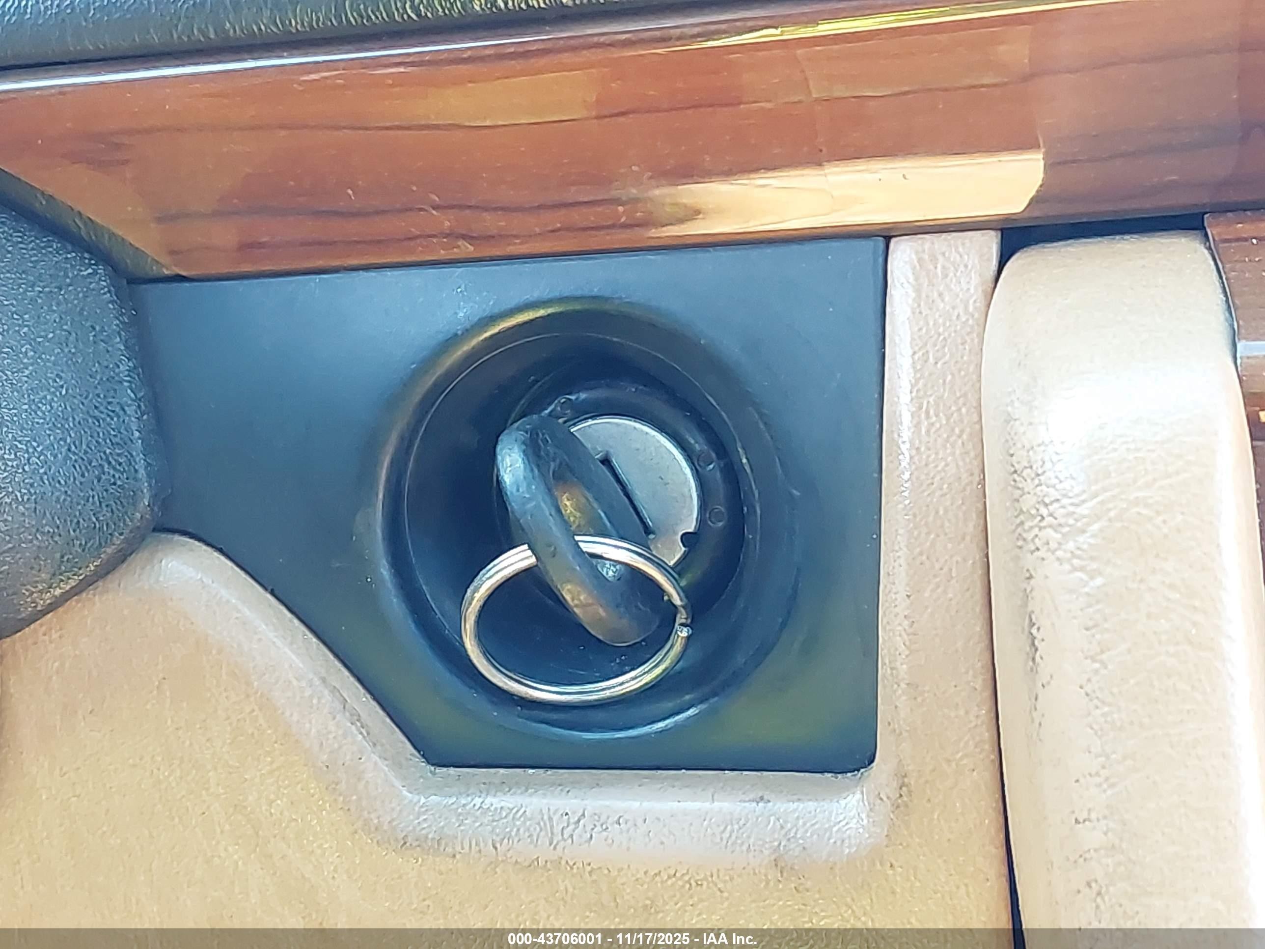 1991 Mercedes-benz 300 E Черный vin: WDBEA30D2MB400741