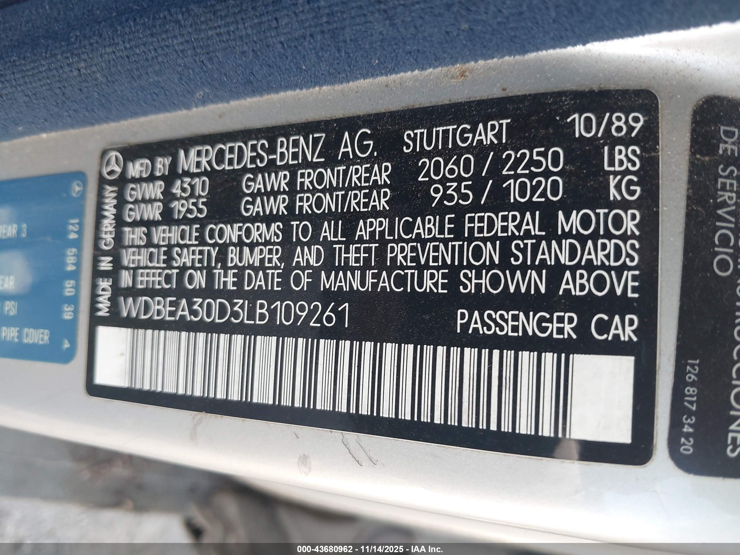 1990 Mercedes-benz 300 E Silver vin: WDBEA30D3LB109261
