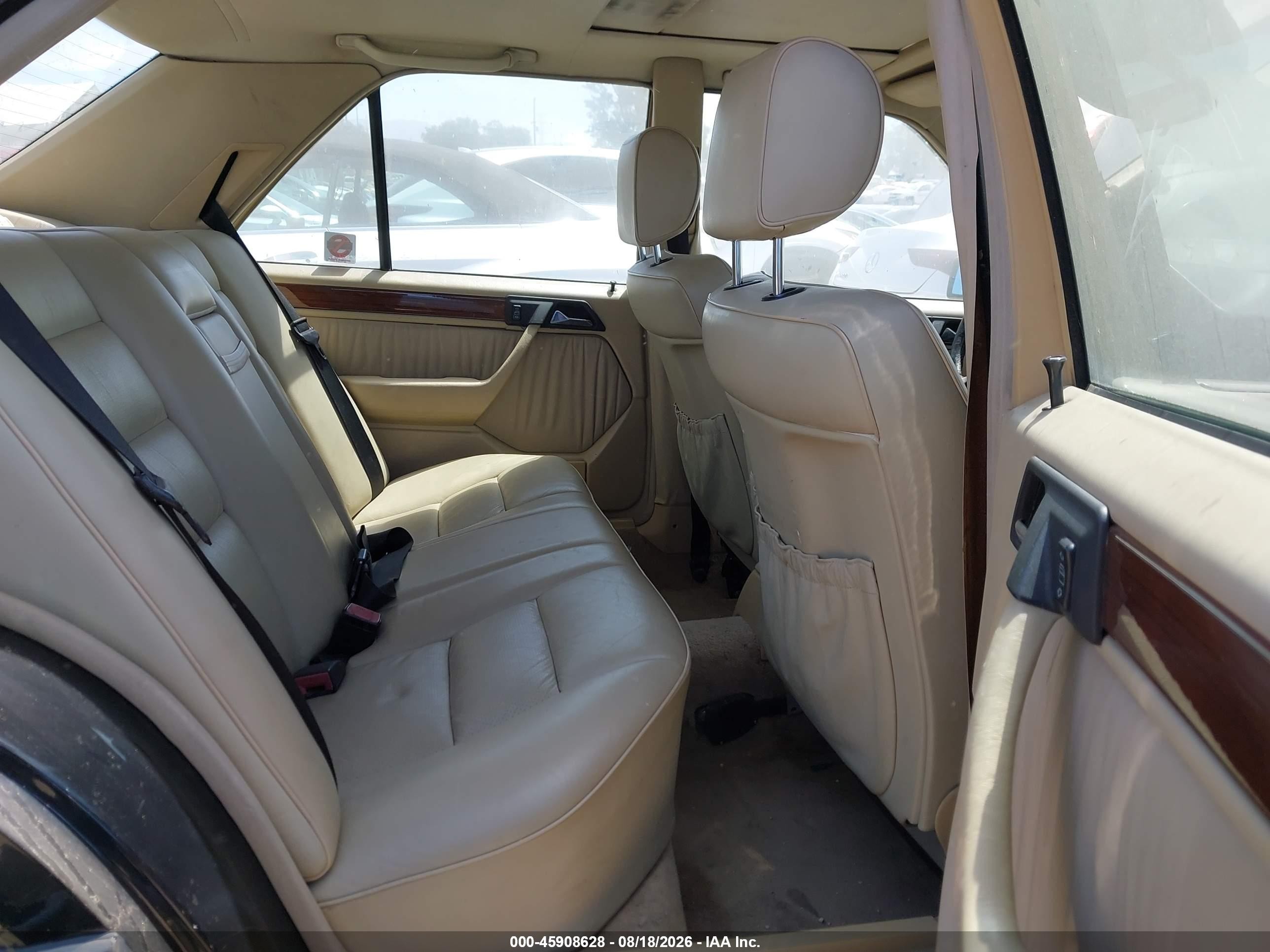 1991 Mercedes-benz 300 E Black vin: WDBEA30D3MB292338
